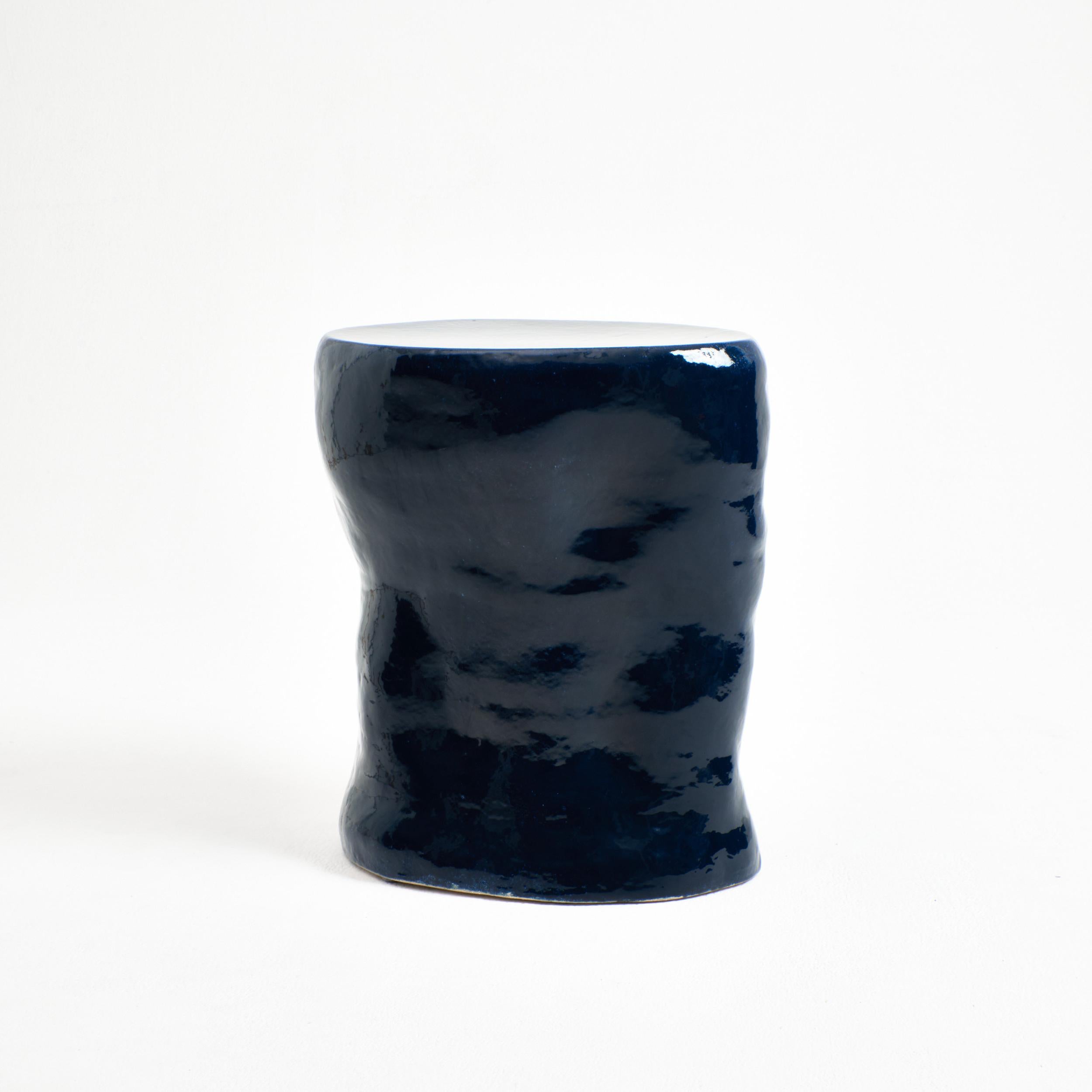 Ceramic Side Table Tall navy For Sale 1