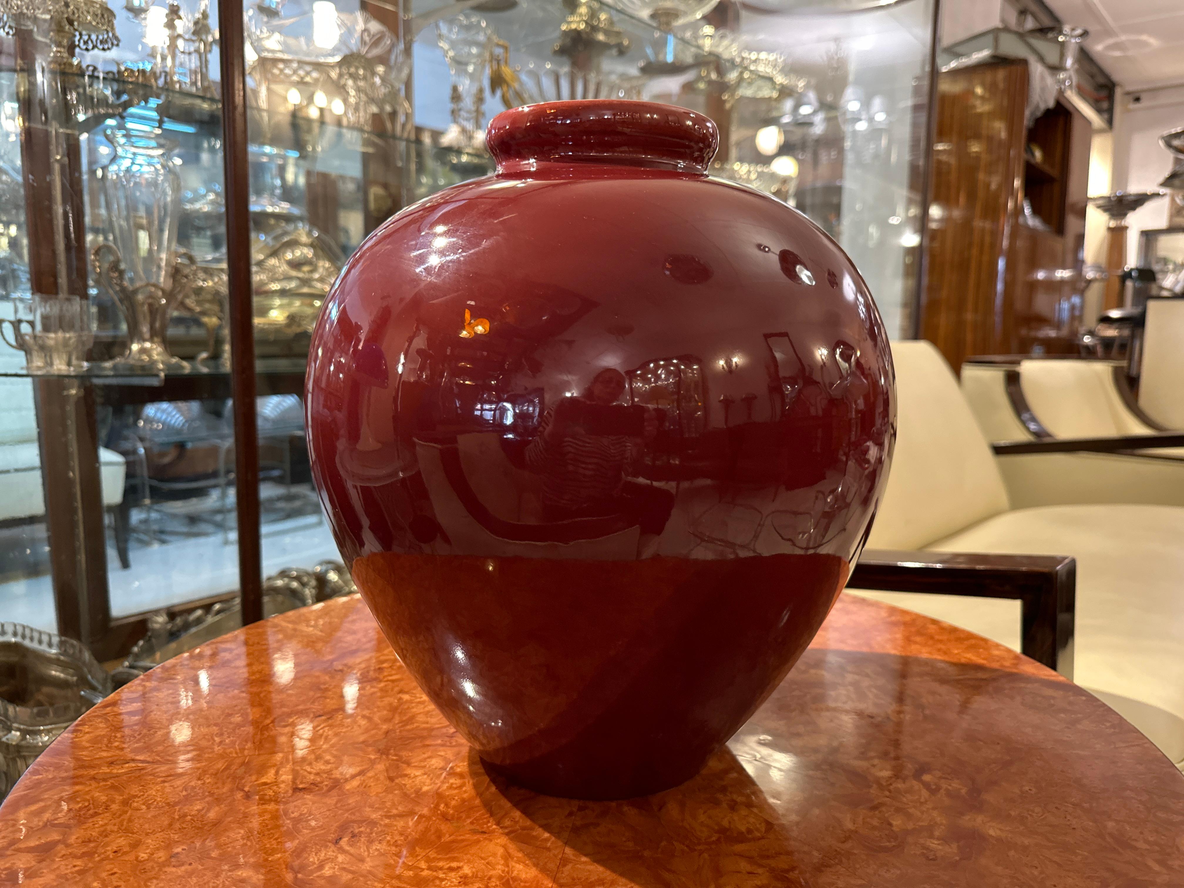 Ceramic: Sign: Made in Belgium, Boch F. La louviere Fabrication Belge
The Boch manufacture was established in Belgian La Louvière by Jean-François Boch, one of main owners of another known company, Villeroy & Boch. The direction of Boch Freres SNC