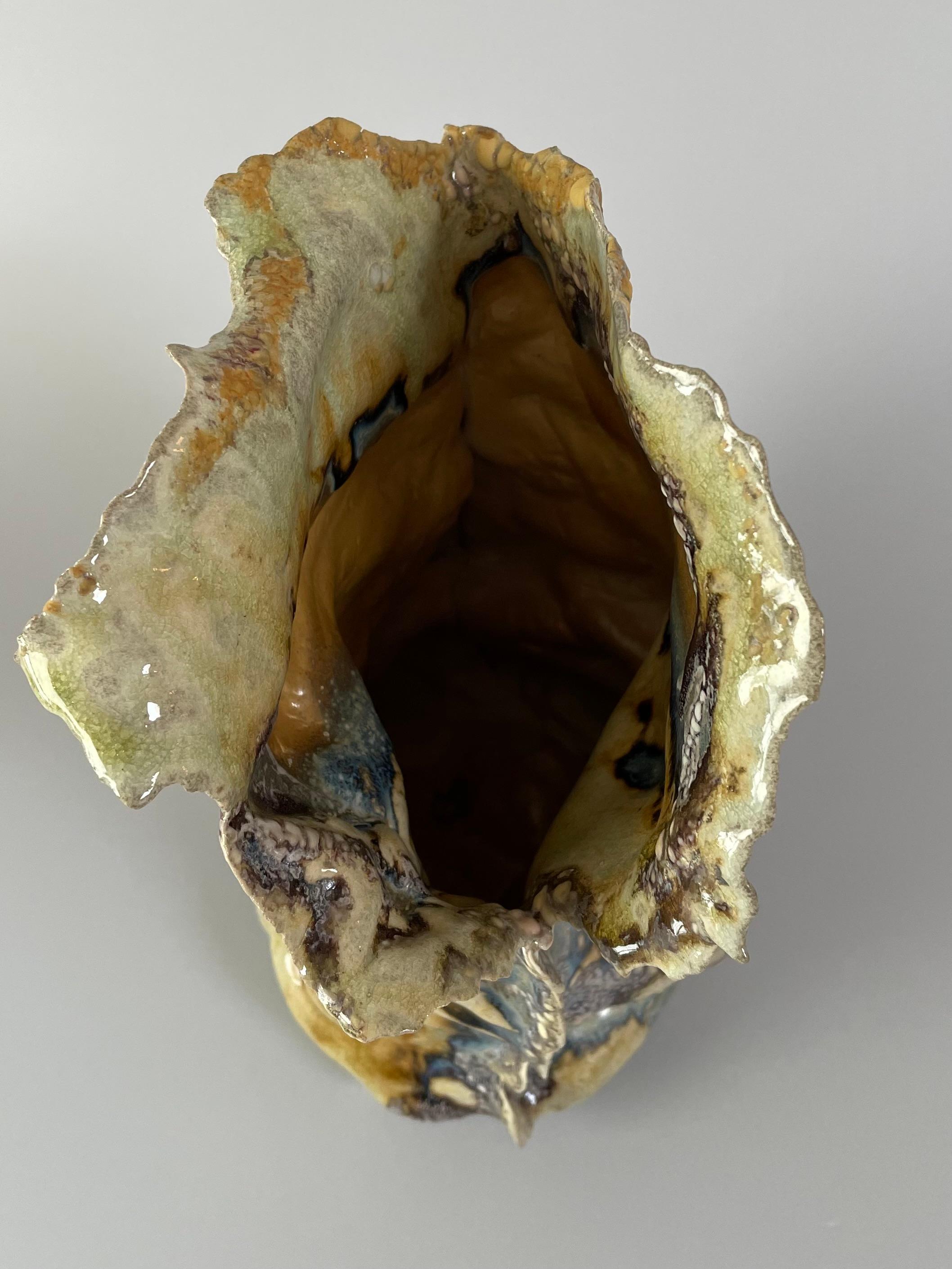 Keramik Soda gebrannt organisch geformte Gefäß Vase im Angebot 3