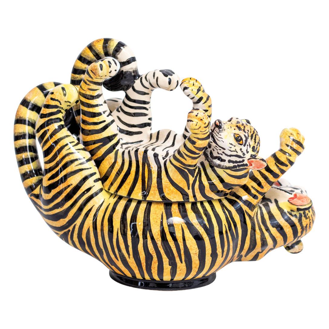 Ceramic South African Tiger Jewelry Box  , hand made in South Africa In Excellent Condition For Sale In North Miami, FL