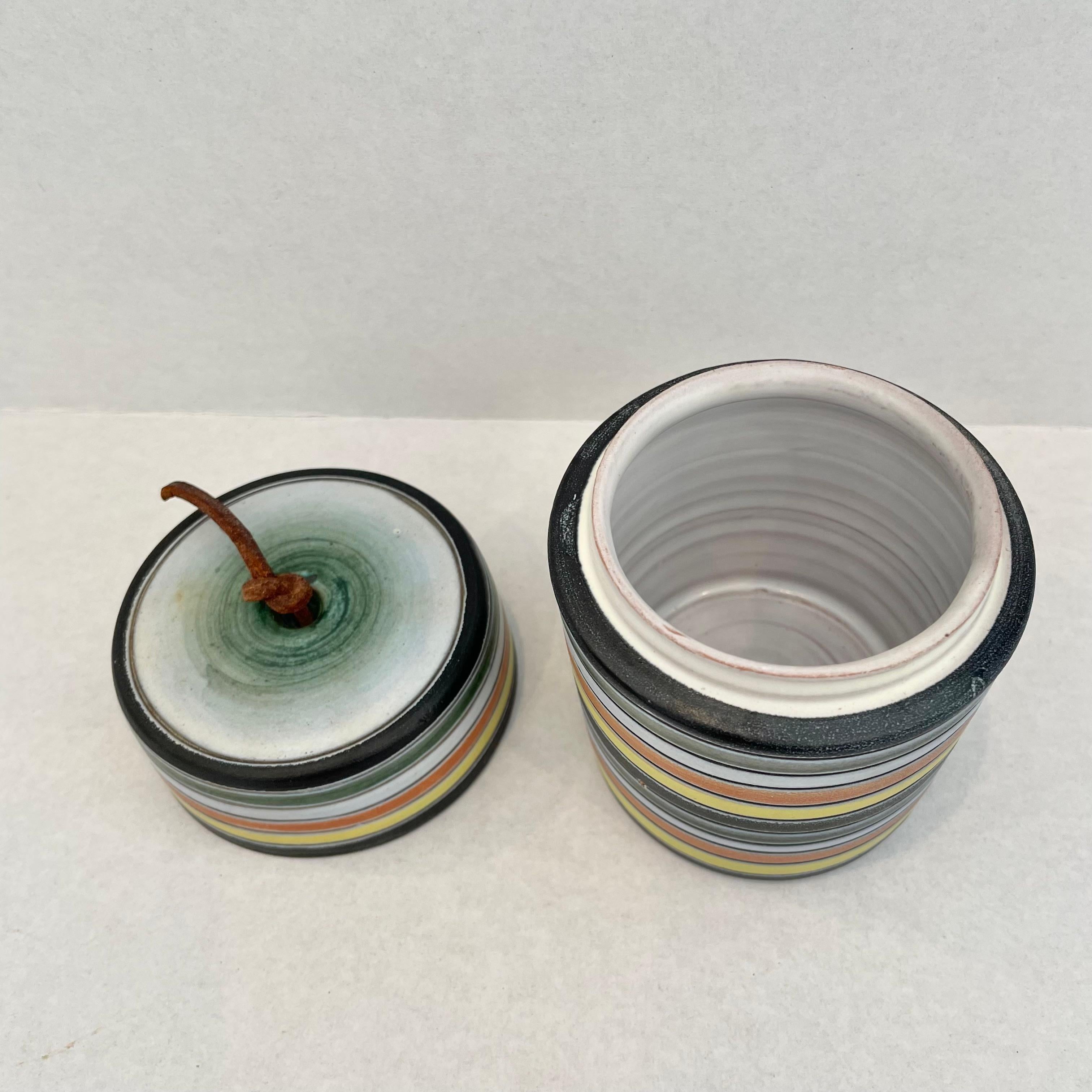 Ceramic Stash Jar by Raymor In Good Condition For Sale In Los Angeles, CA