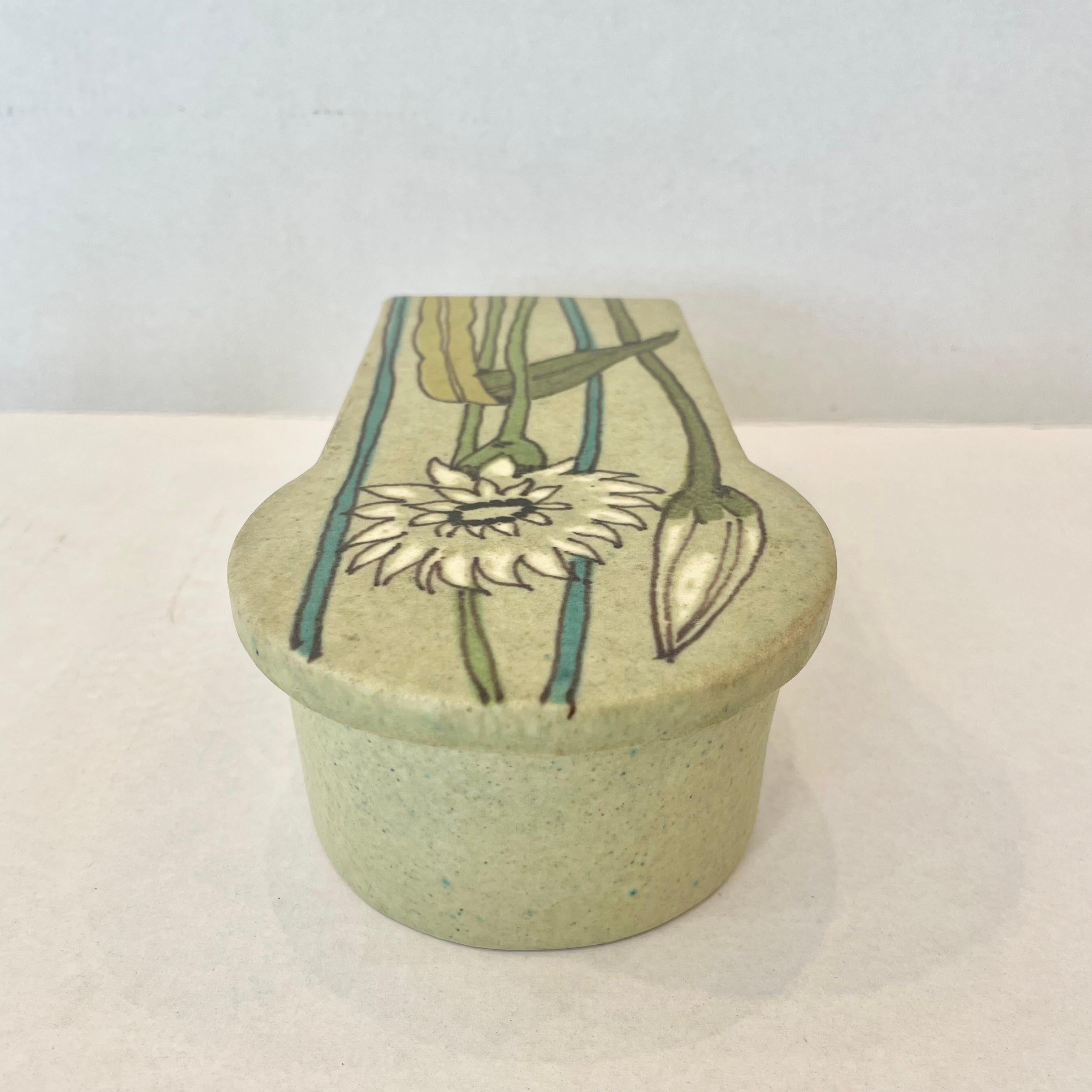 Keramik-Staschenschrank und Aschenbecher von Raymor, Italien, 1960er Jahre im Zustand „Gut“ im Angebot in Los Angeles, CA