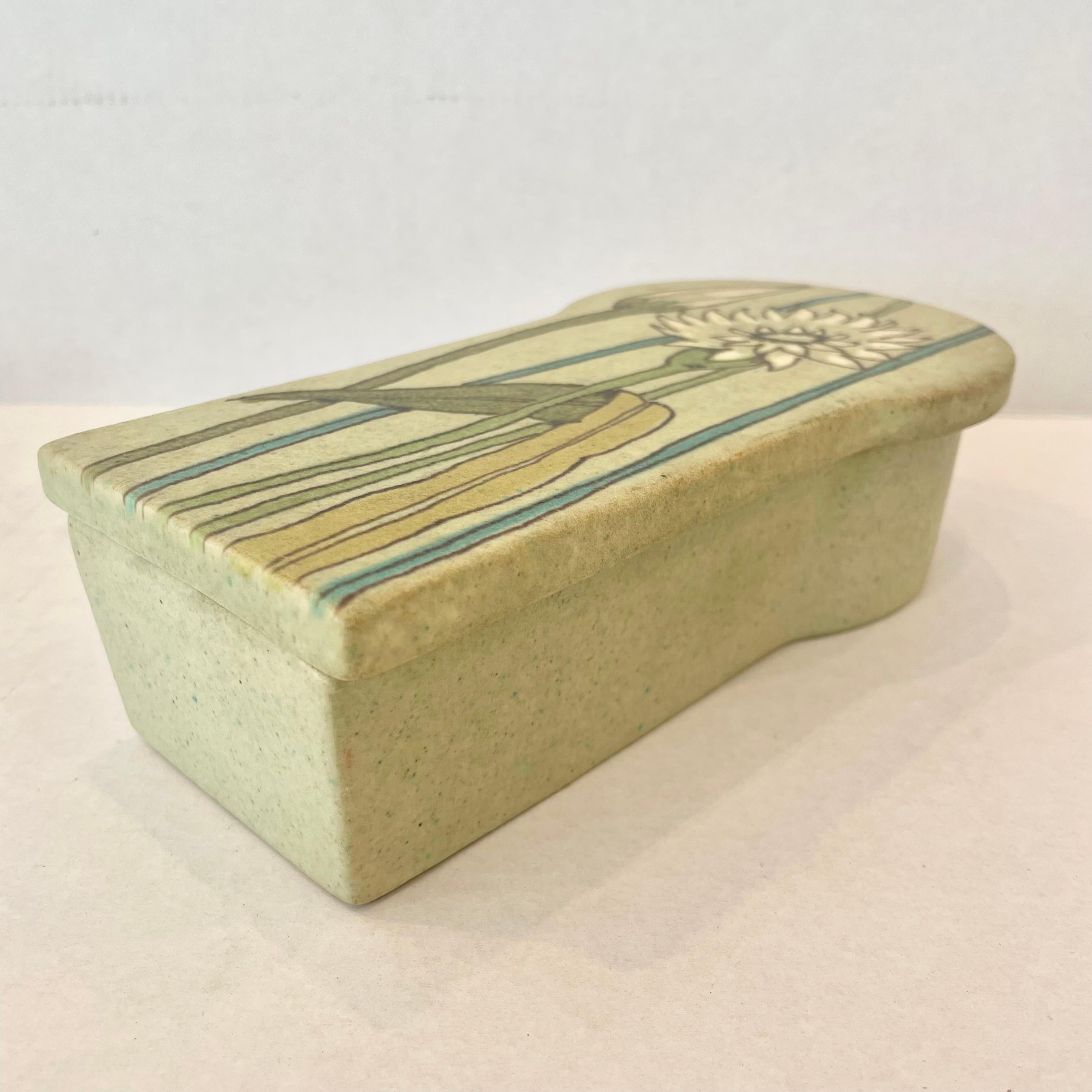 Ceramic Stashbox and Ashtray by Raymor, 1960s Italy  In Good Condition For Sale In Los Angeles, CA