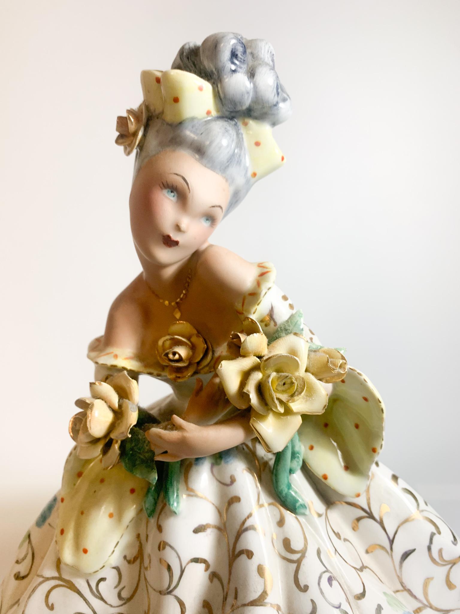 Ceramic Statue of a Lady with Iridescent Details by Tiziano Galli from the 1950s For Sale 4
