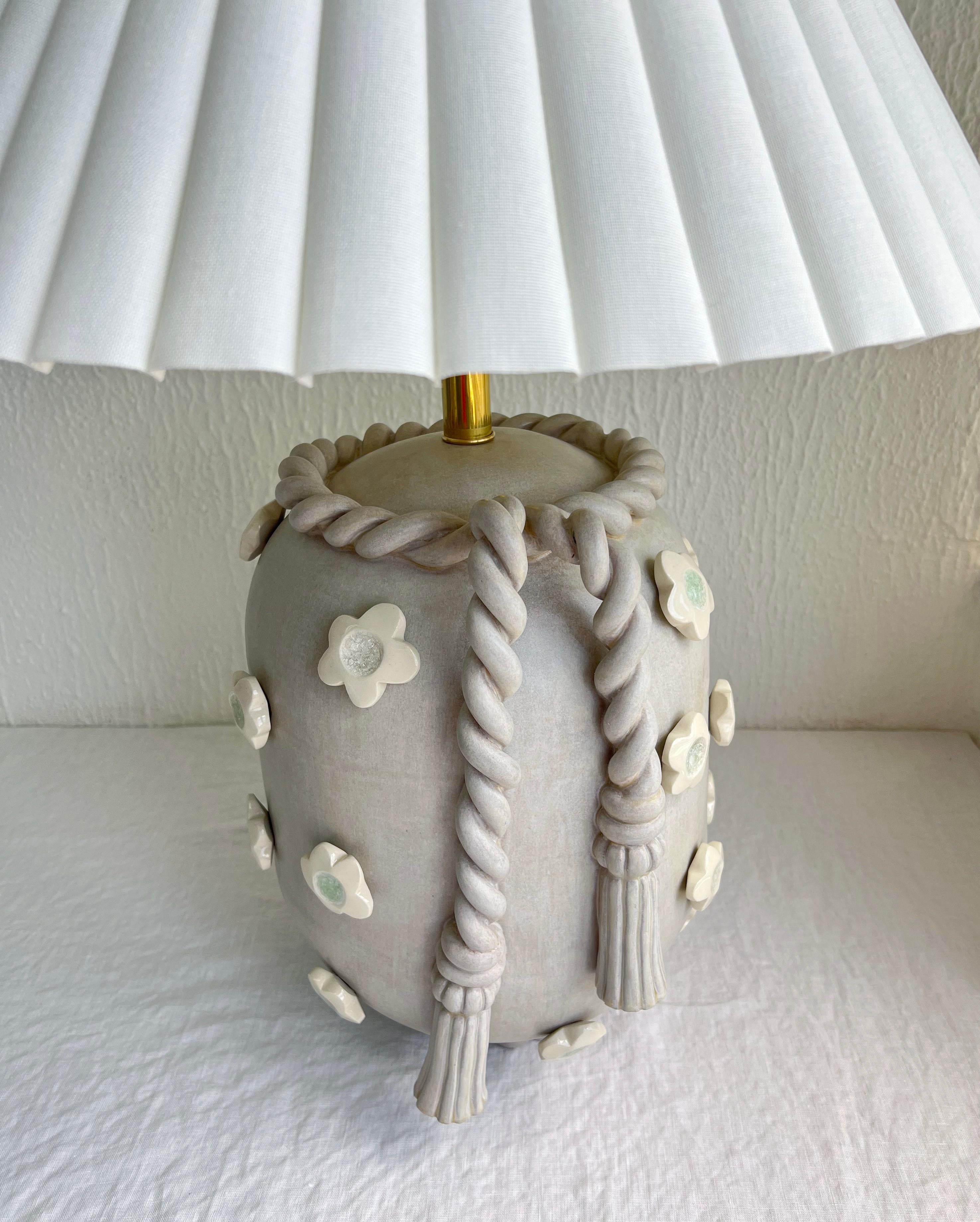 Américain Lampe Artifact en céramique et grès de Keavy Murphree en vente