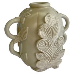Organische zeitgenössische Vase aus Keramik und Steingut in Creme von Keavy Murphree