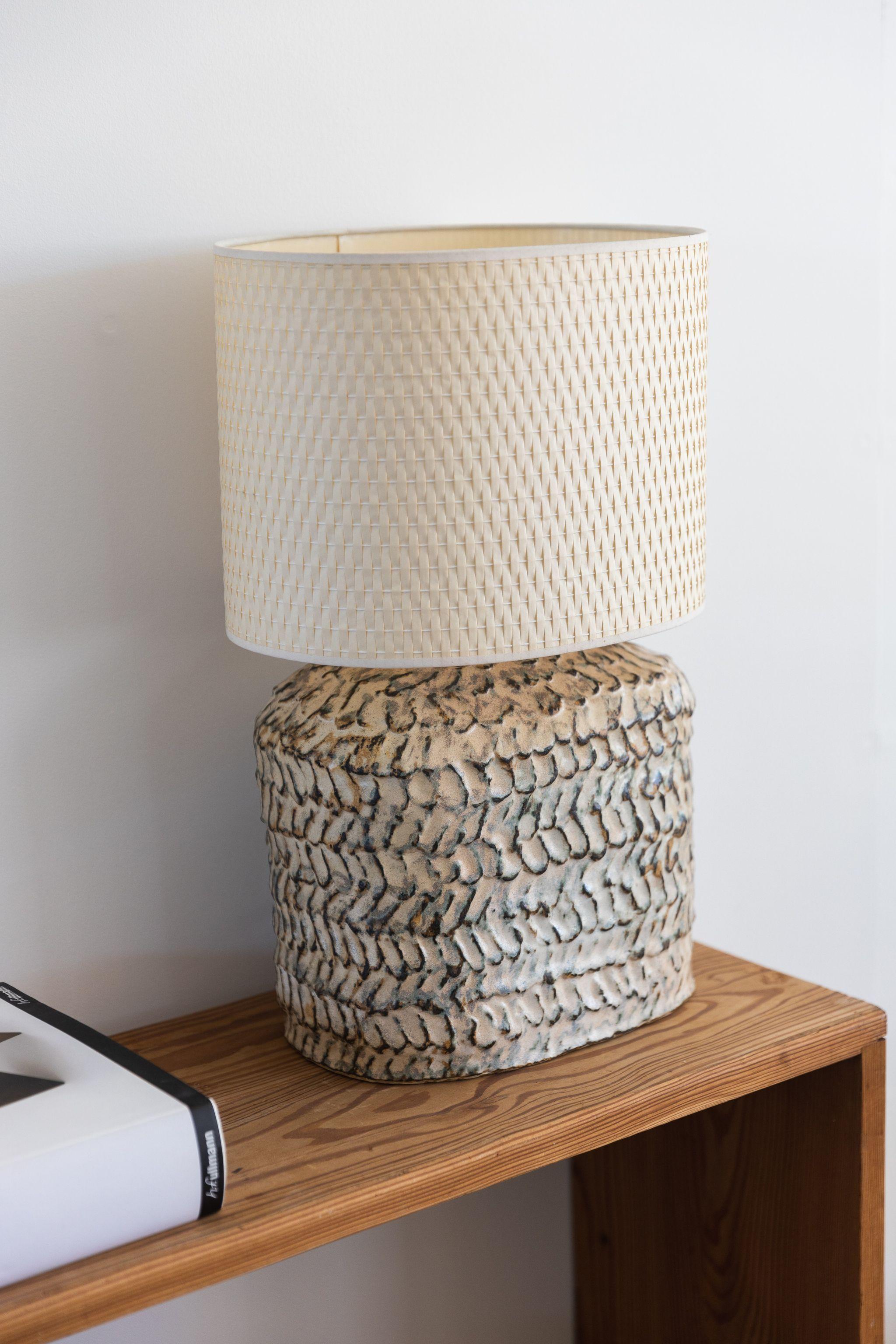 Lampe de bureau en céramique et grès de l'artiste danois Ole Victor, 2021 Neuf - En vente à Odense, DK