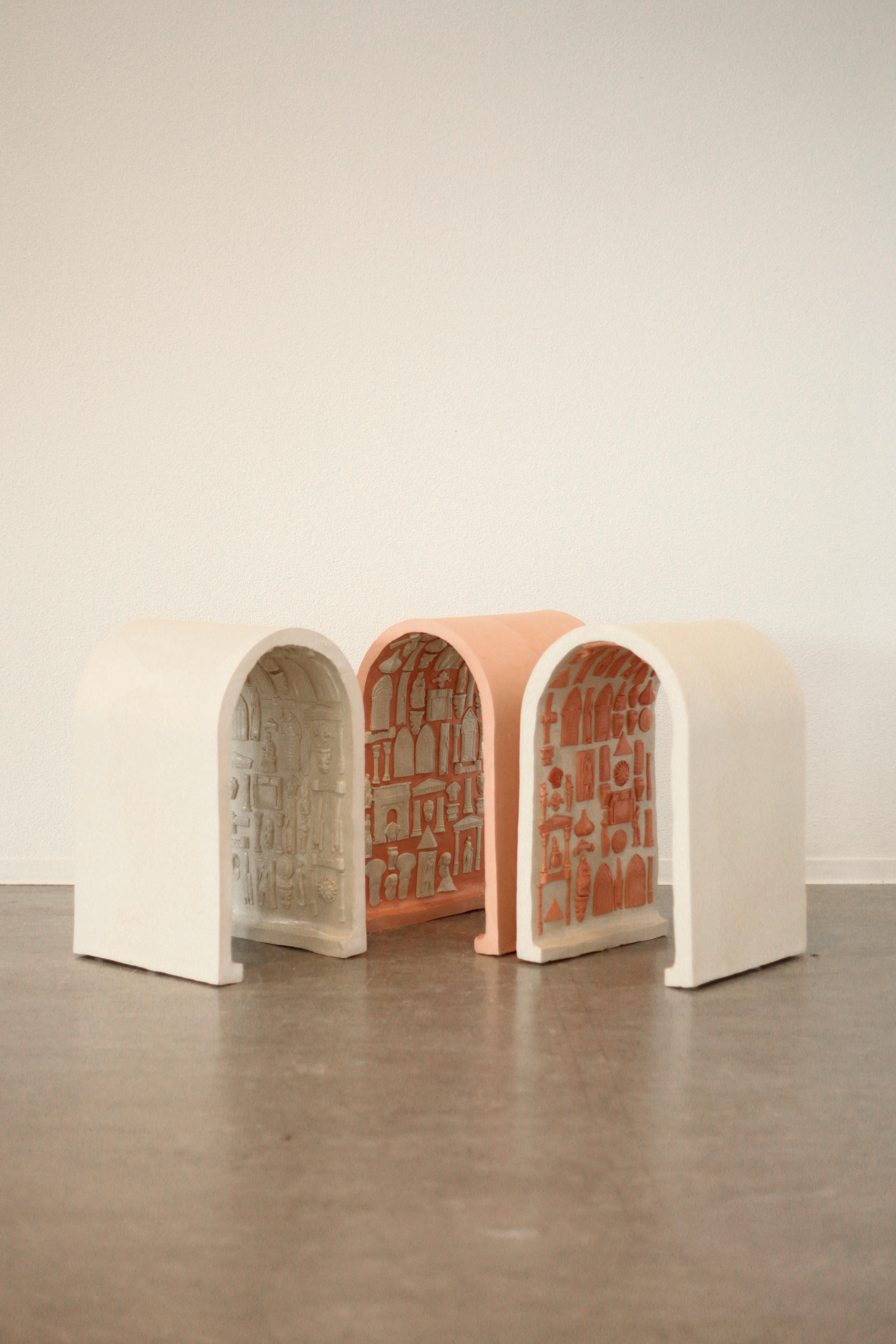 Tabouret en céramique par Adèle Vivet 2