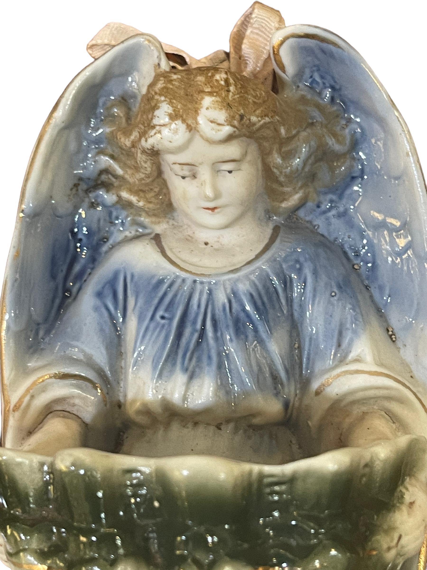 Bénitier en céramique, 20e siècle
Soufflet datant du milieu du 20ème siècle, vintage, peint à la main, objet de fabrication italienne.
Bon état comme sur la photo
