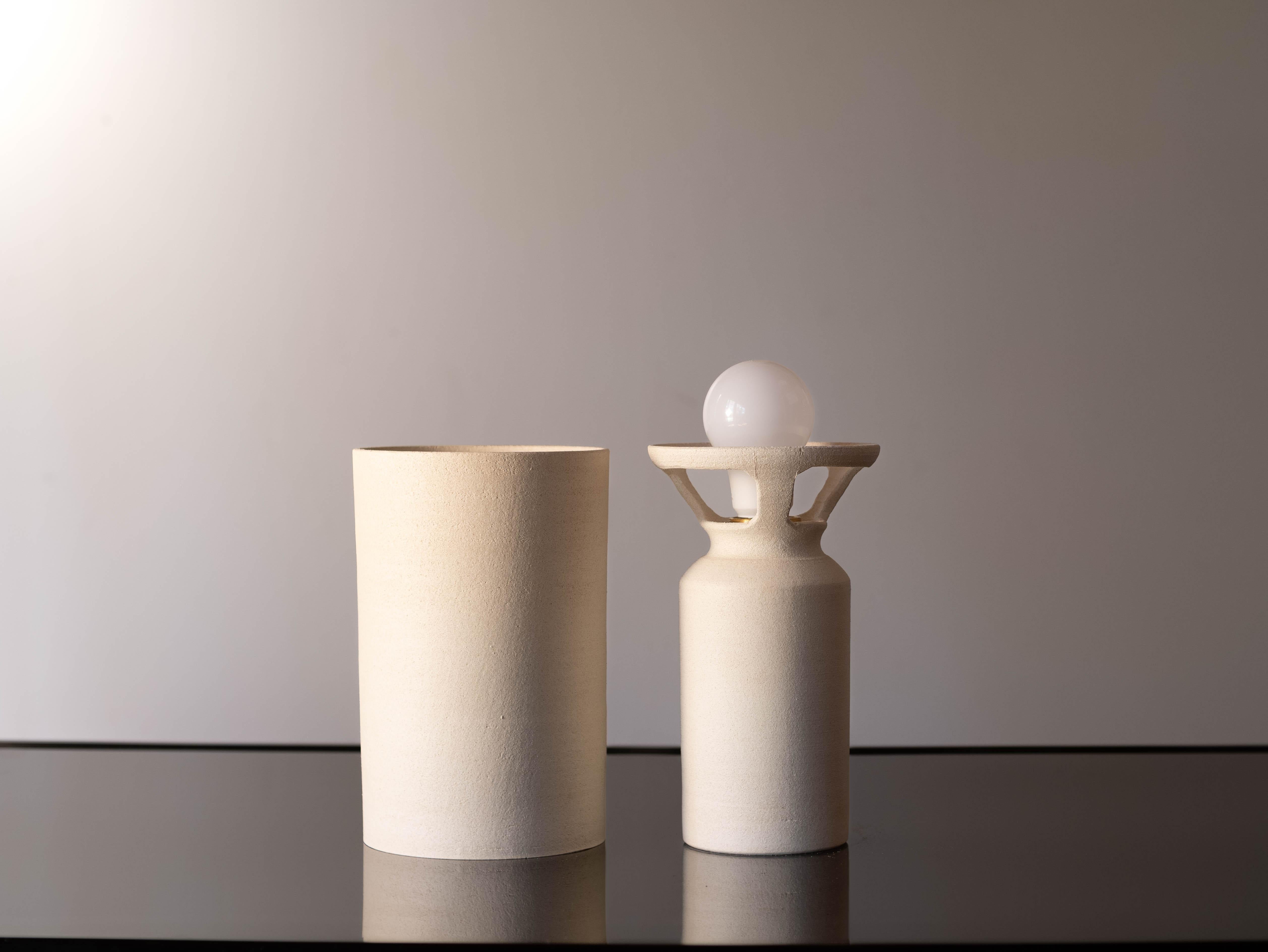 Keramische Lampe mit geraden Wänden (Keramik) im Angebot