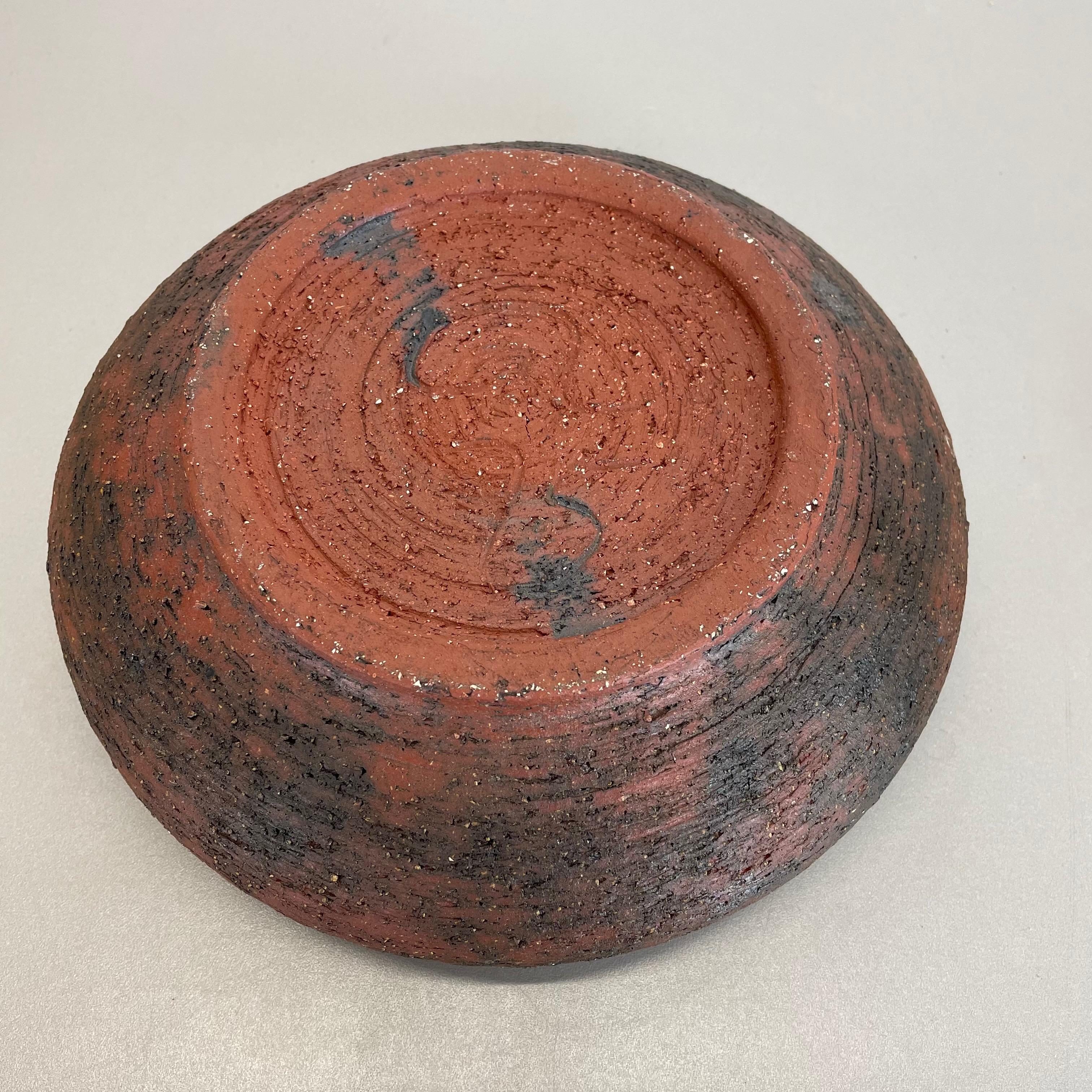 Ceramic Studio Pottery Bowl Shell Element by Gerhard Liebenthron, Germany, 1970s For Sale 12
