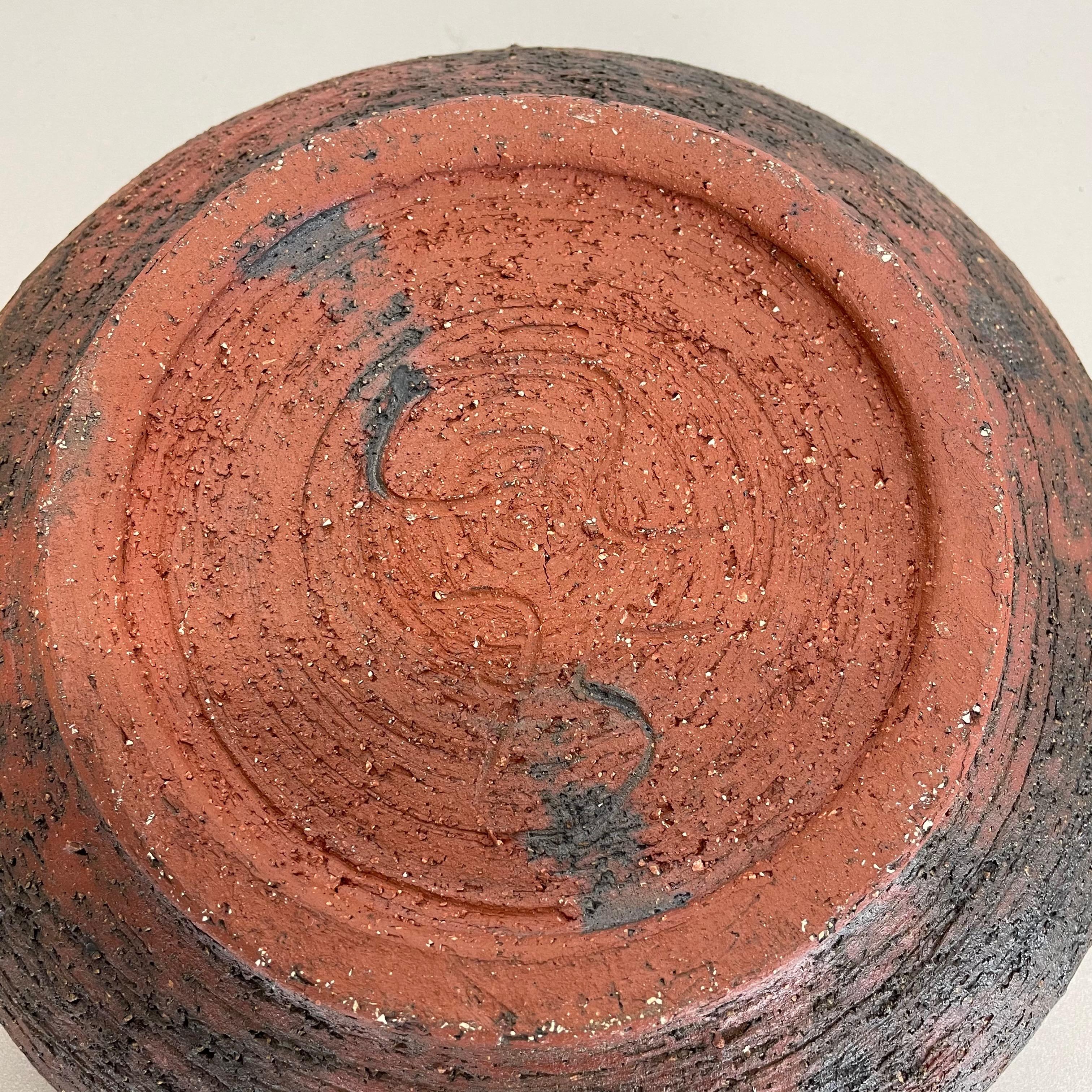 Ceramic Studio Pottery Bowl Shell Element by Gerhard Liebenthron, Germany, 1970s For Sale 14