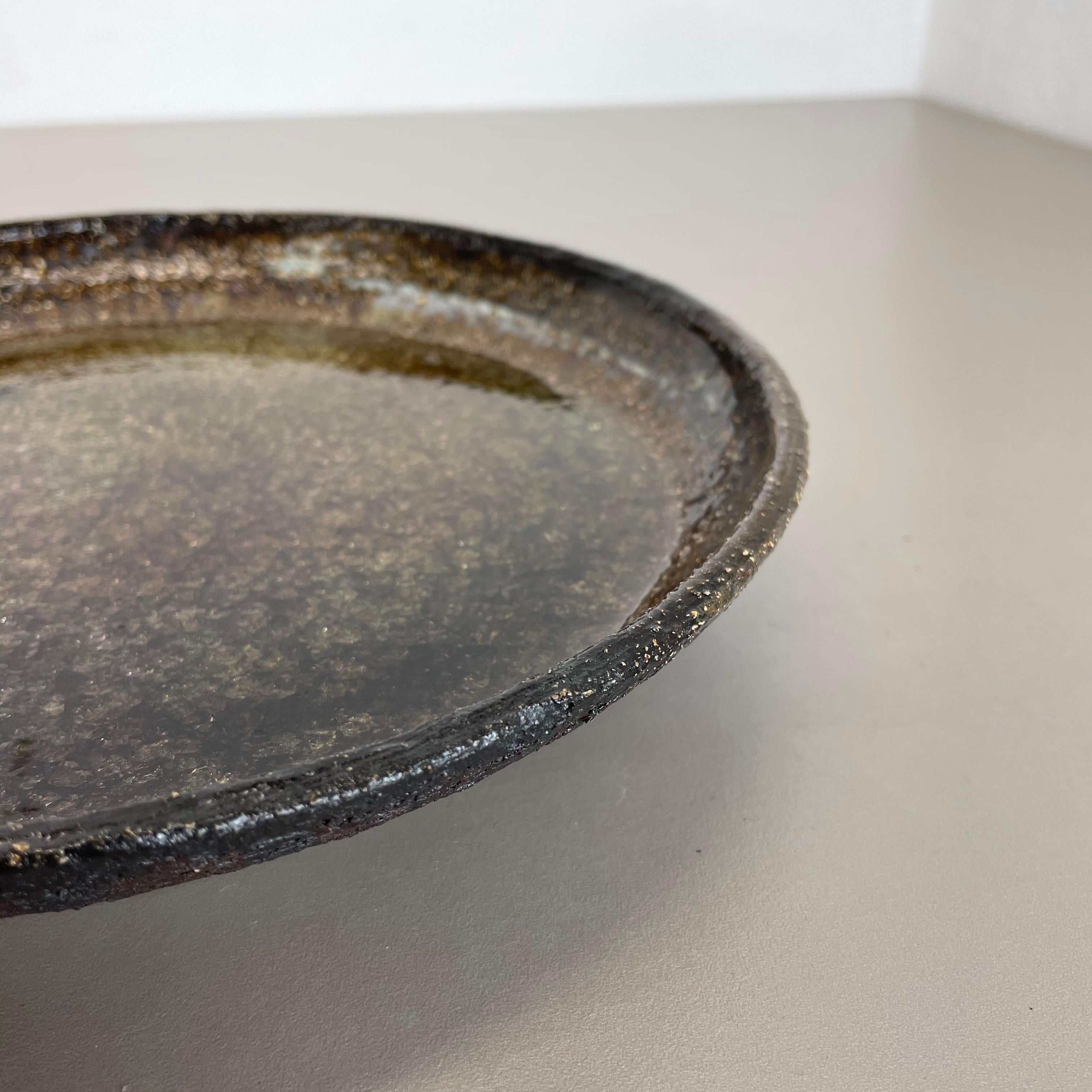 Ceramic Studio Pottery Bowl Shell Element by Gerhard Liebenthron, Germany, 1970s For Sale 2