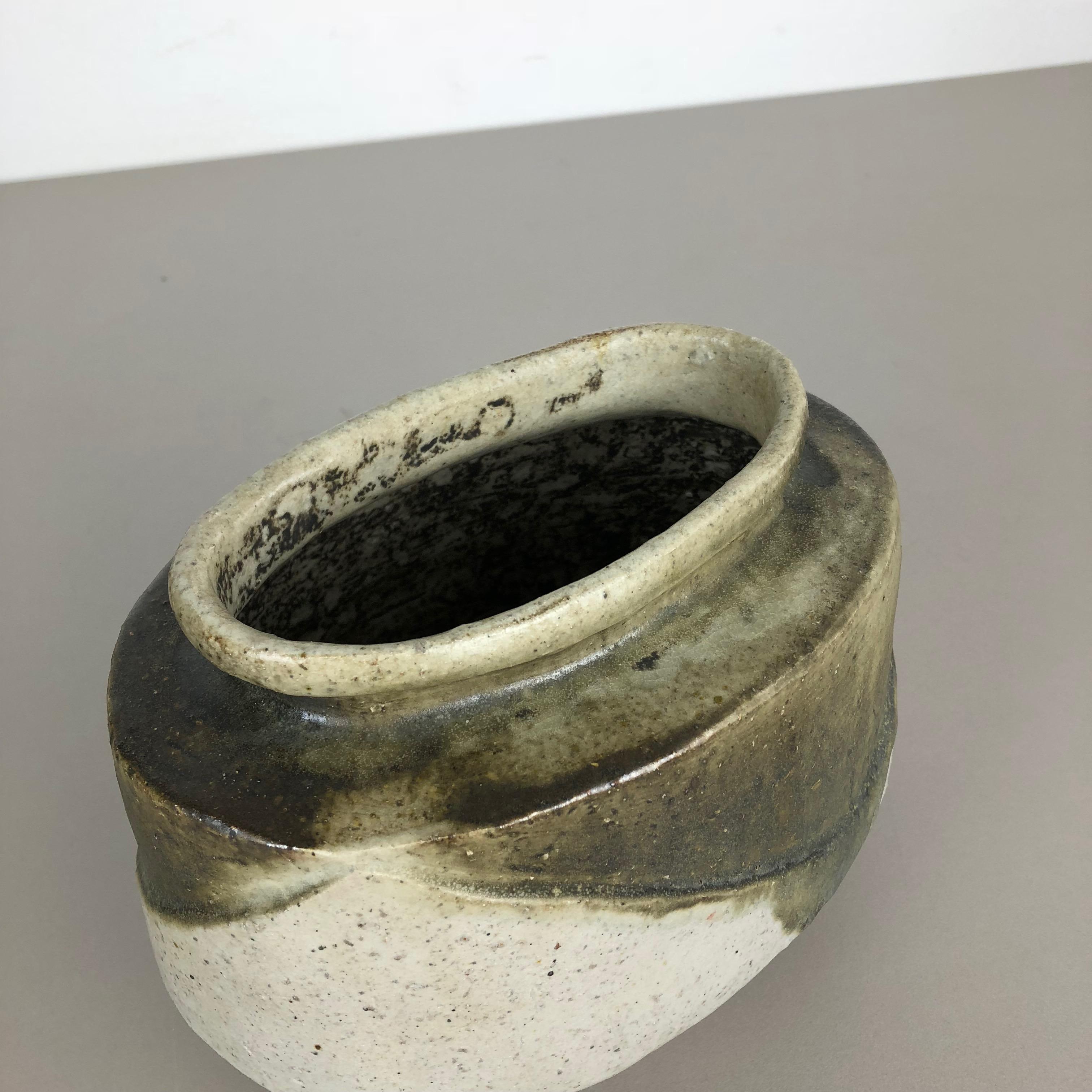 Jarrón objeto de cerámica Studio Pottery de Bruno e Ingeborg Asshoff, Alemania, Años 60 en venta 6