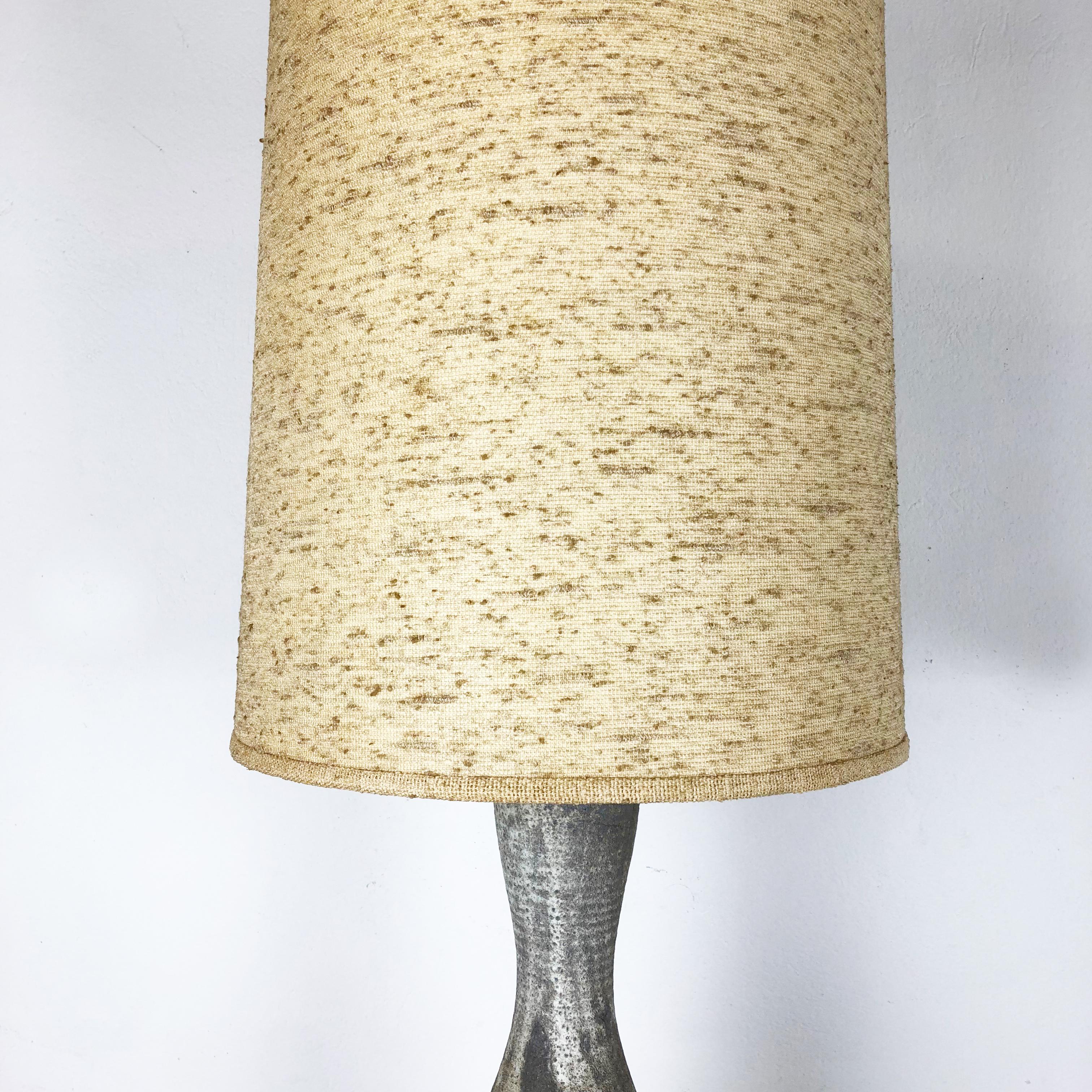Lampe de table en céramique de l'atelier de poterie de Piet Knepper pour Mobach, Pays-Bas, années 1960 en vente 9