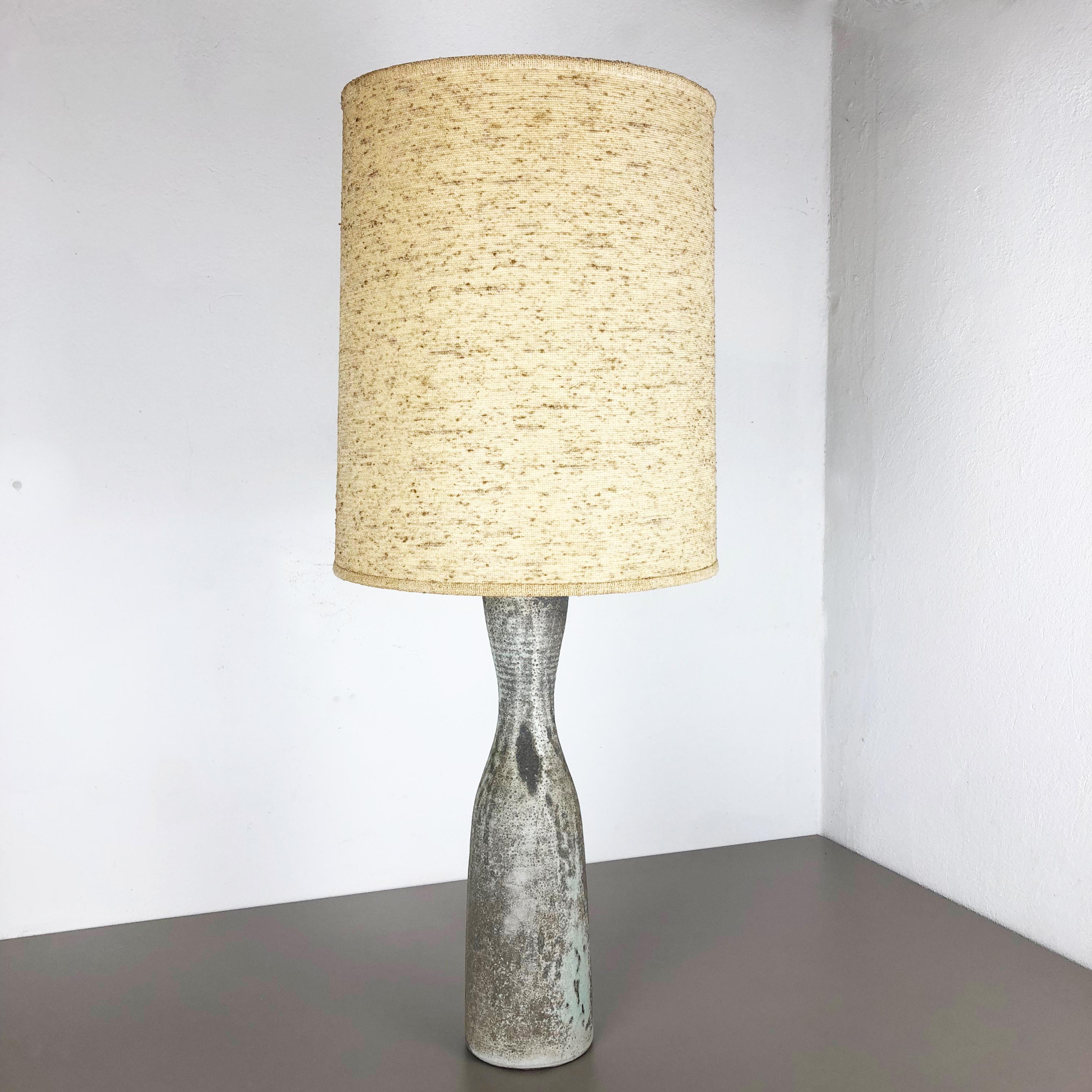 Lampe de table en céramique de l'atelier de poterie de Piet Knepper pour Mobach, Pays-Bas, années 1960 en vente 11