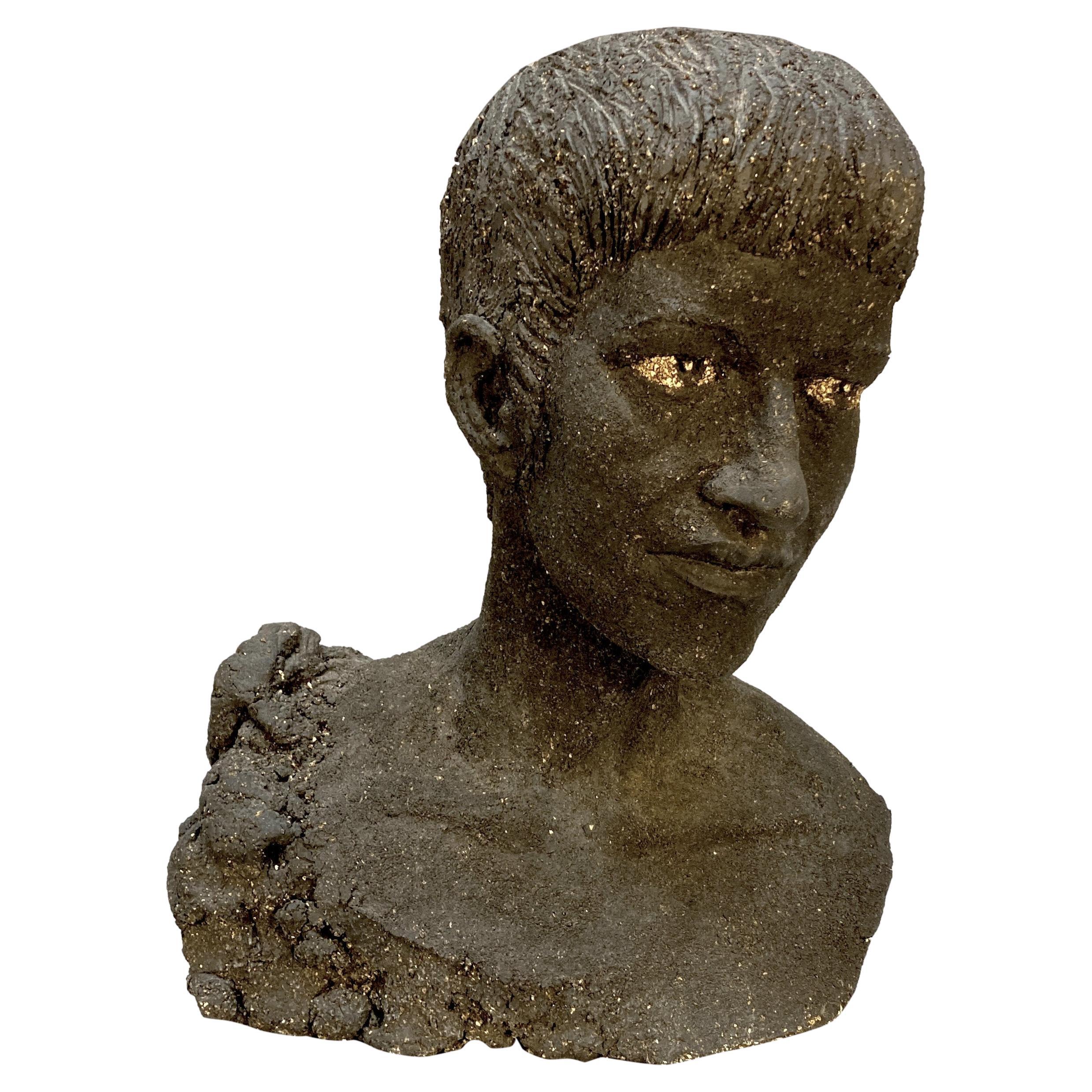 Étude en céramique d
un jeune pompéien, incorporant des cendres volcaniques en vente