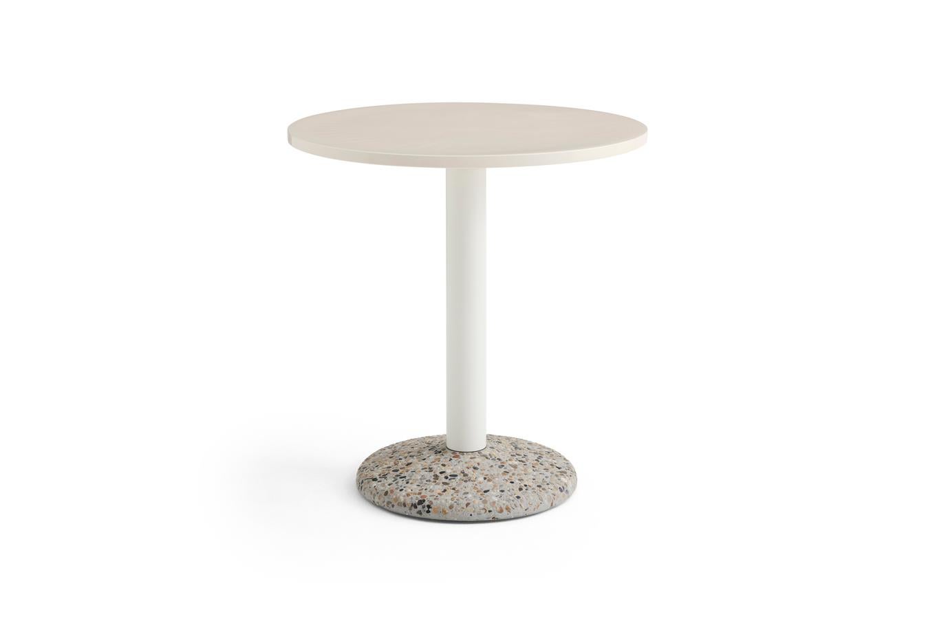 Scandinave moderne Table en céramique Ø70, extérieur- Porcelaine blanc chaud-par Iler Van Severen pour Hay en vente