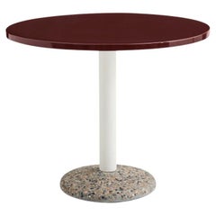 Table en céramique Ø90, extérieur - Porcelaine Bordeaux - par Iler Van Severen pour HAY