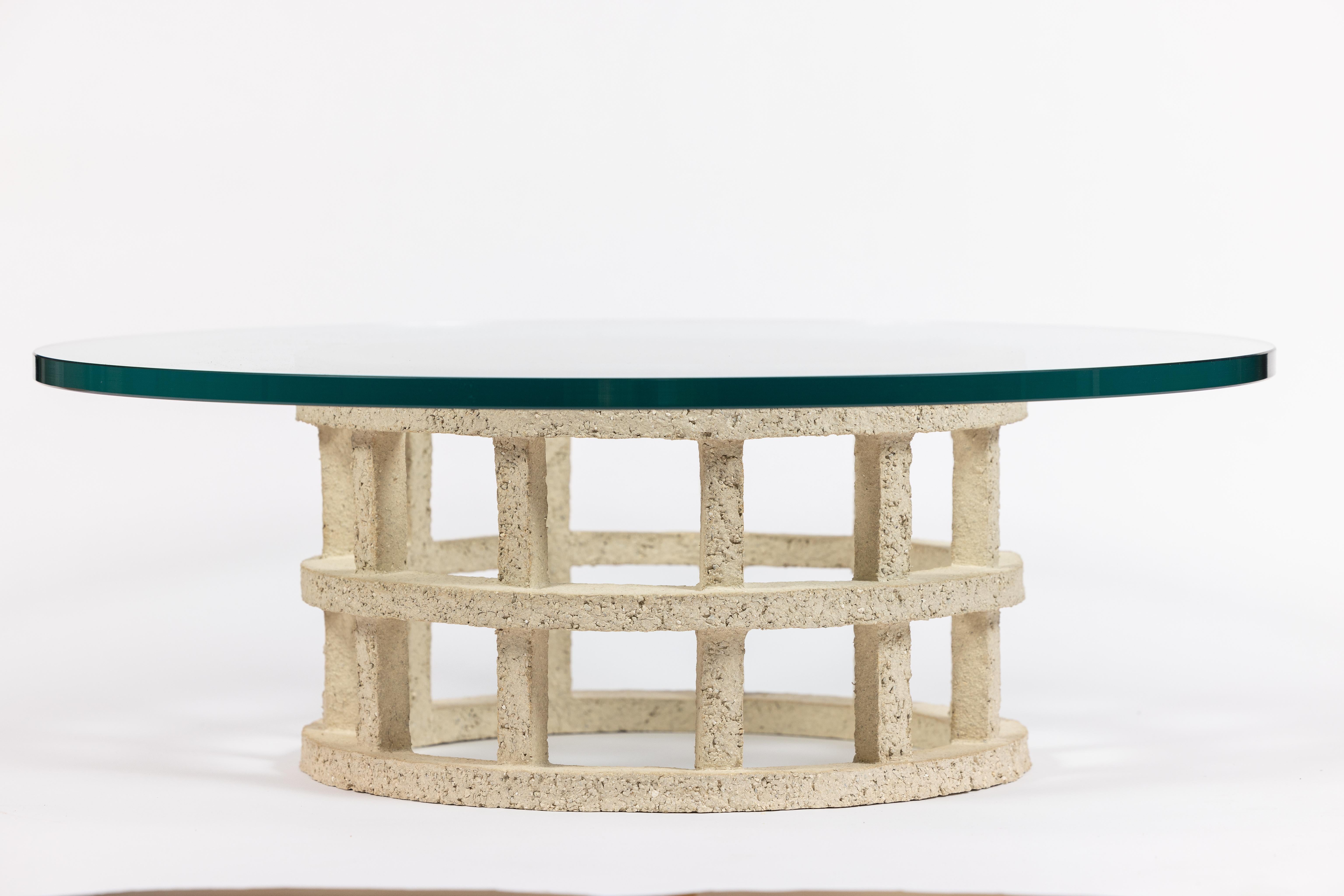 « Gloriette » table in raw stoneware with glass top by Denis Castaing. 
Artist signature under the base. 2024.
H : 10.3 x 18.5 inches.
H : 11.02 x 31.5 inches.
