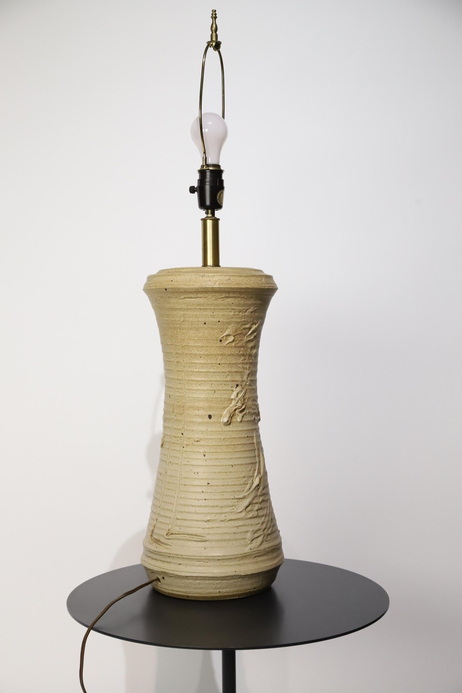 Lampe de table en céramique Bob Kinzie Affiliated Craftsmen en vente 3