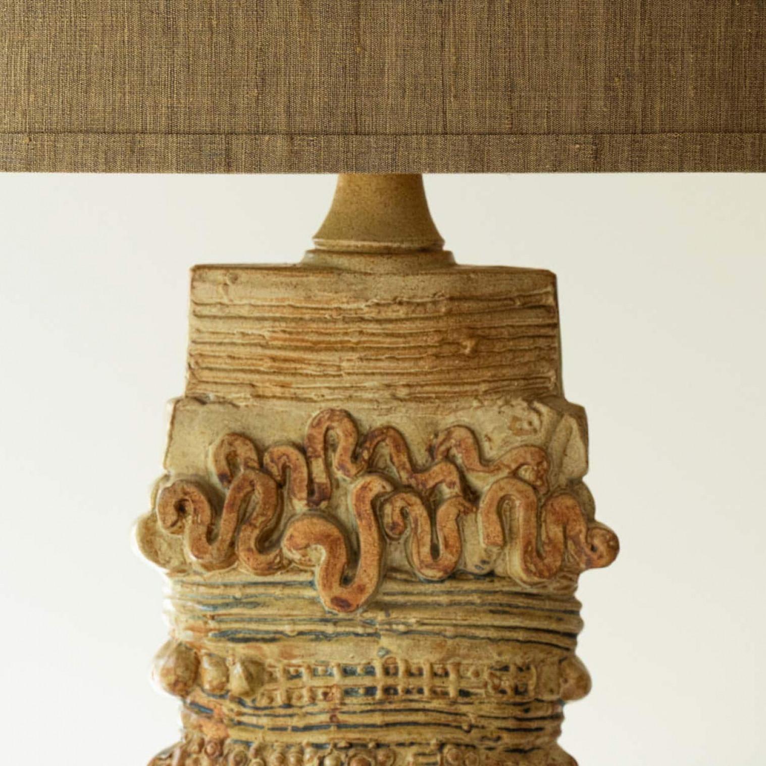 Keramik-Tischlampe von B. Rooke, neuer Lampenschirm von R. Houben, 1970 (Ende des 20. Jahrhunderts)
