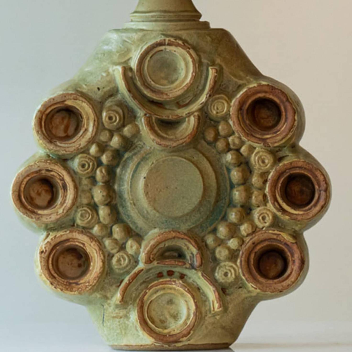 Keramische Tischlampe von B. Rooke, New Moss Grüner Seidenlampenschirm von R. Houben, 1970 (Moderne der Mitte des Jahrhunderts) im Angebot