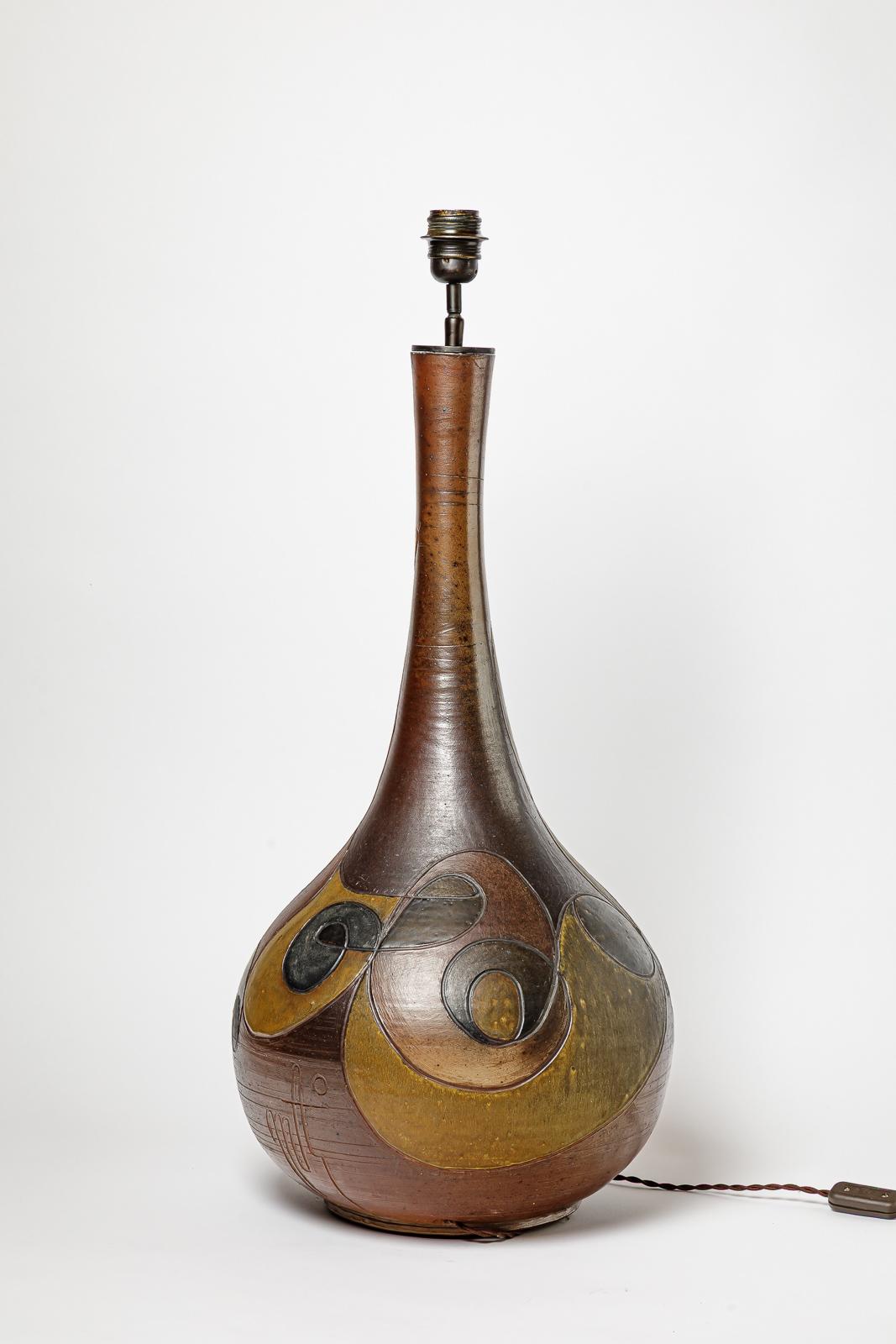 Beaux-Arts Lampe de table en céramique de Georges Martin, vers 1970-1980. en vente