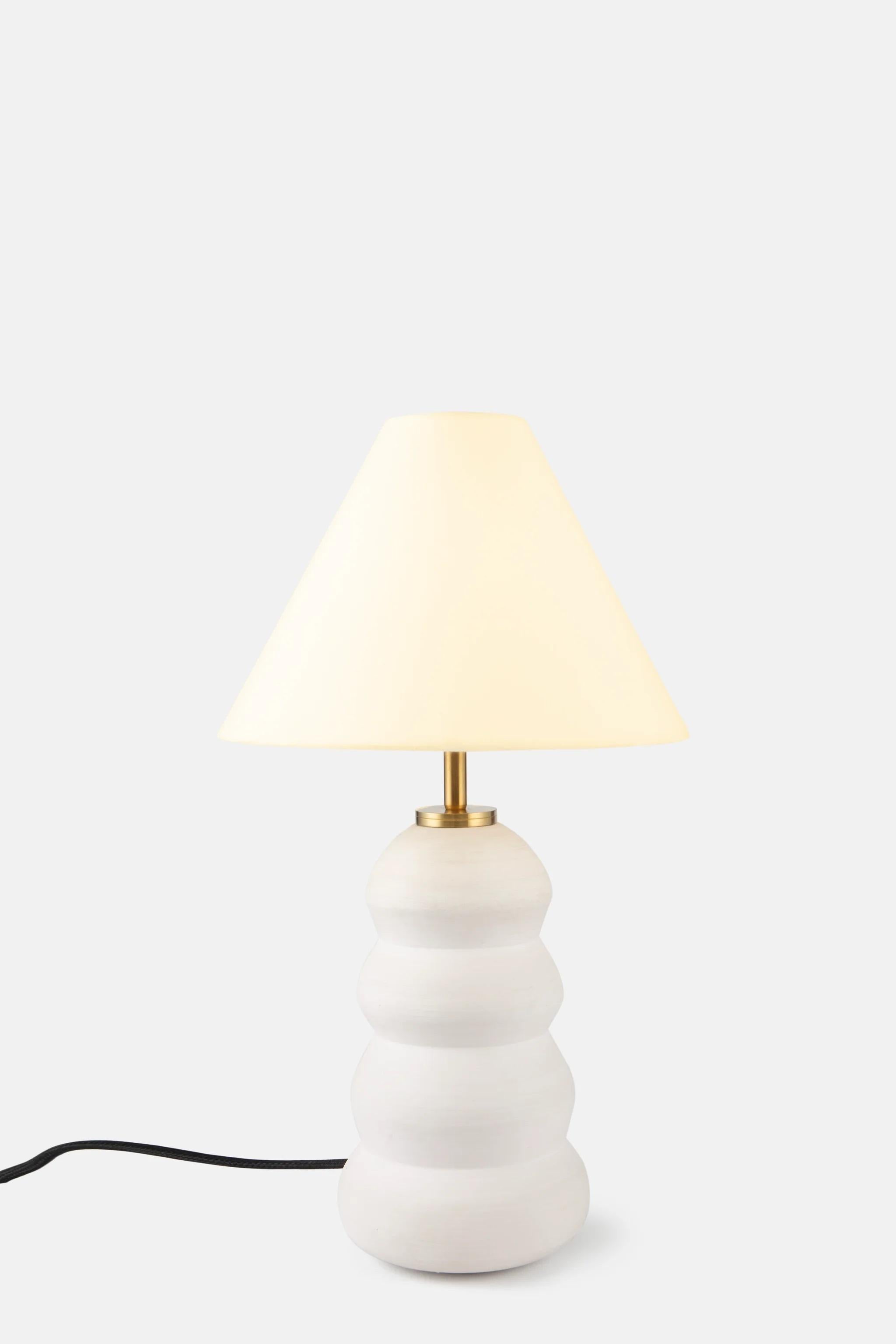 Moderne Lampe de table en céramique par Hatsu en vente