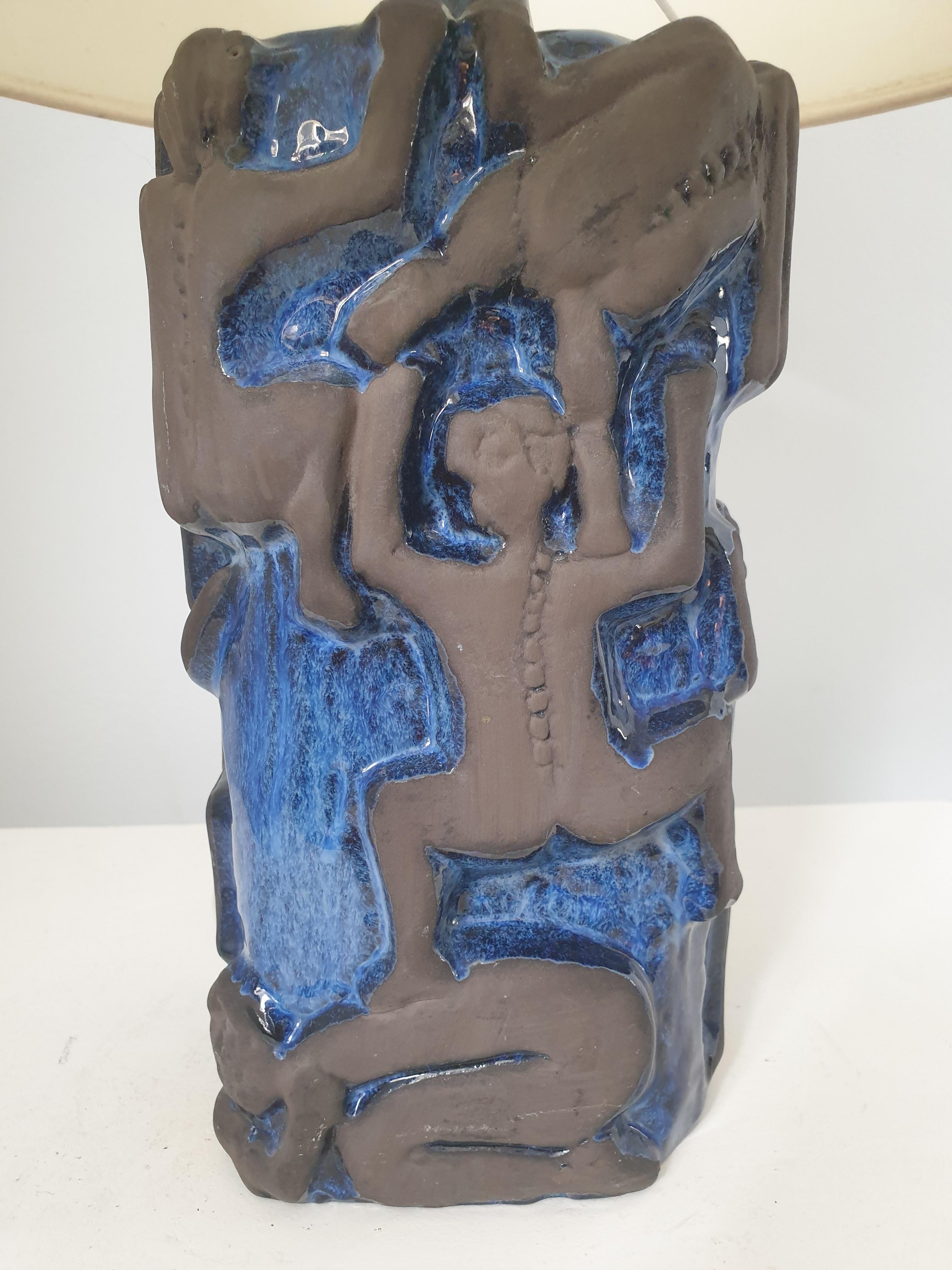 Keramik-Tischlampe von Jie Ceramics, Schweden (Ästhetizismus) im Angebot