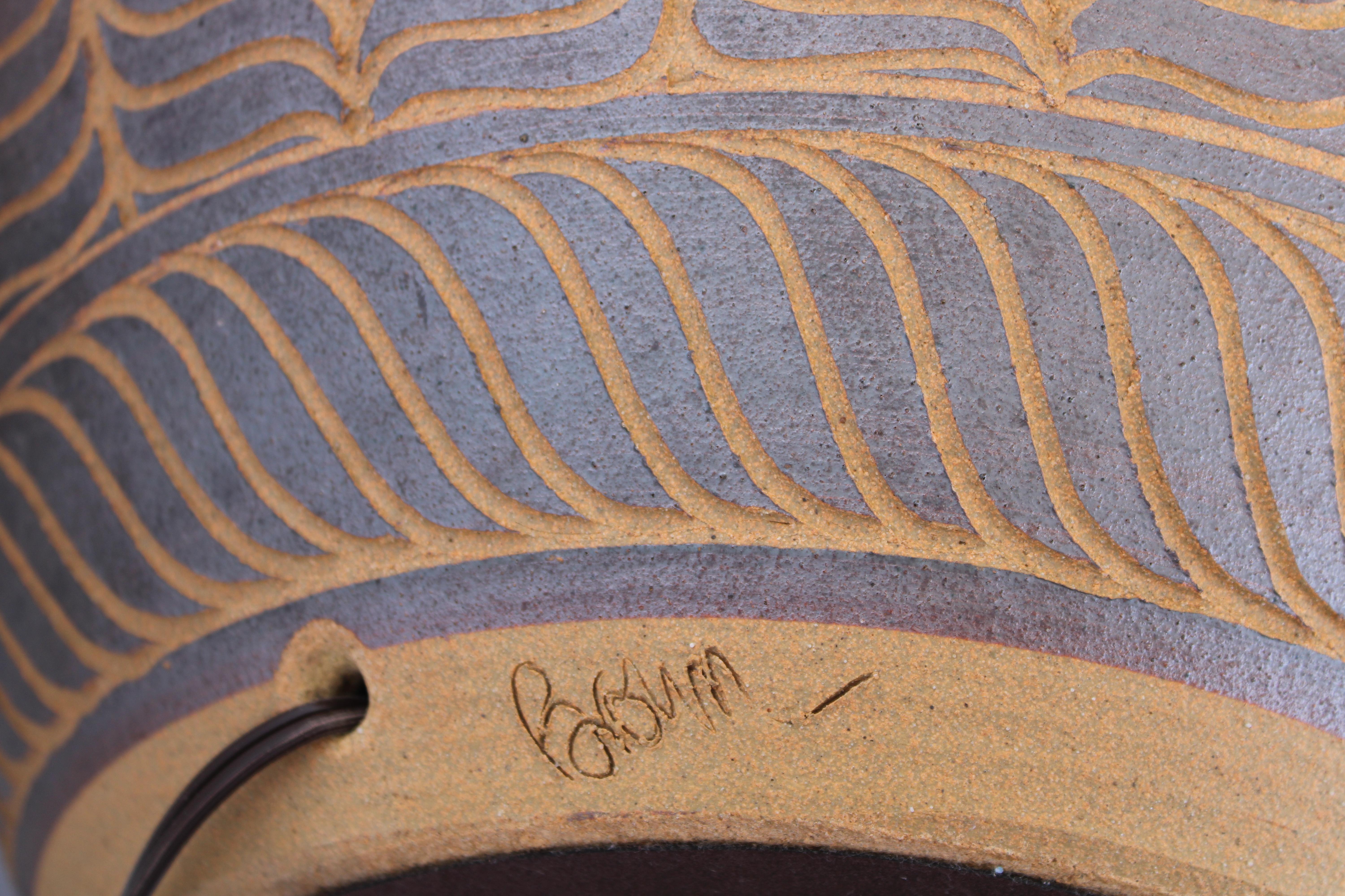 Lámpara de sobremesa de cerámica de Larry y Terry Brown (1 de 3) finales del siglo XX en venta