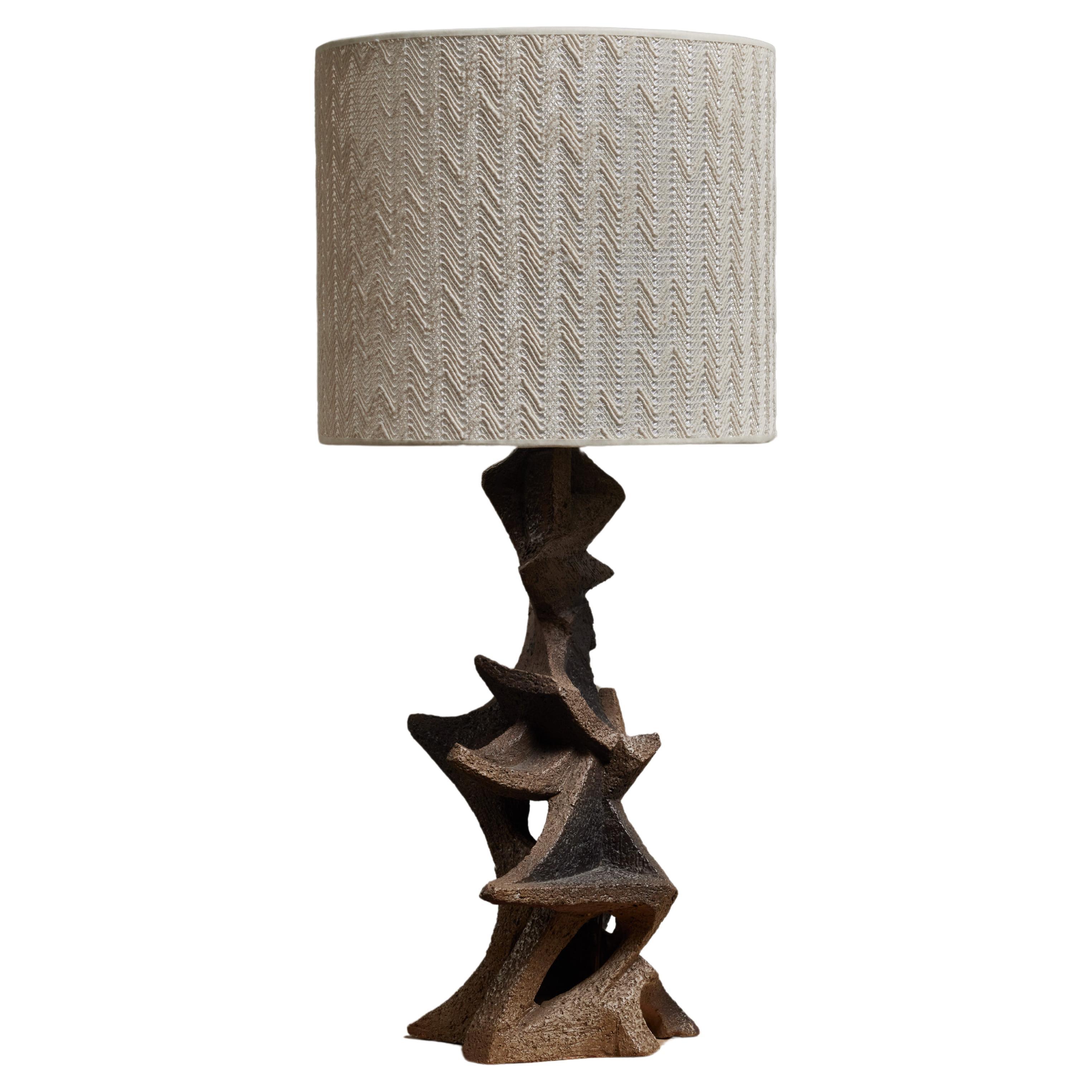 Lampe de table en céramique de Marius Bessone en vente