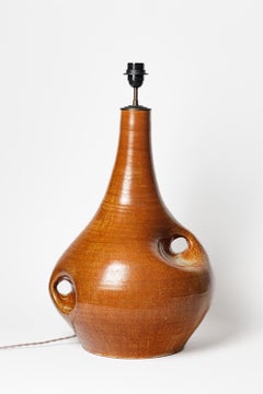 Ceramic table lamp by Michel Auger, from Saint-Amand-en-Puisaye, circa 1970.