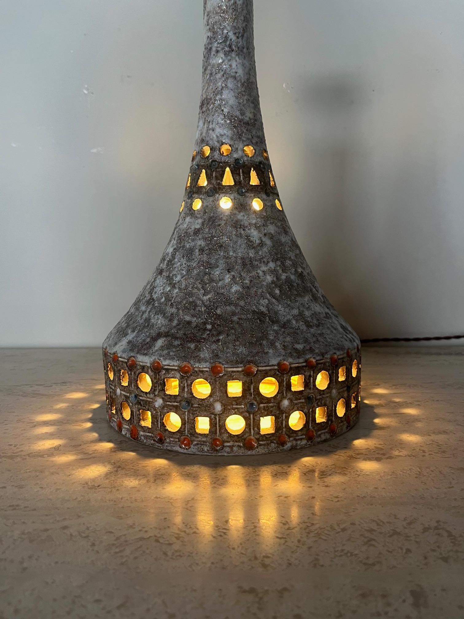 French Ceramic table lamp by Raphaël Giarrusso, Circa 1965 For Sale
