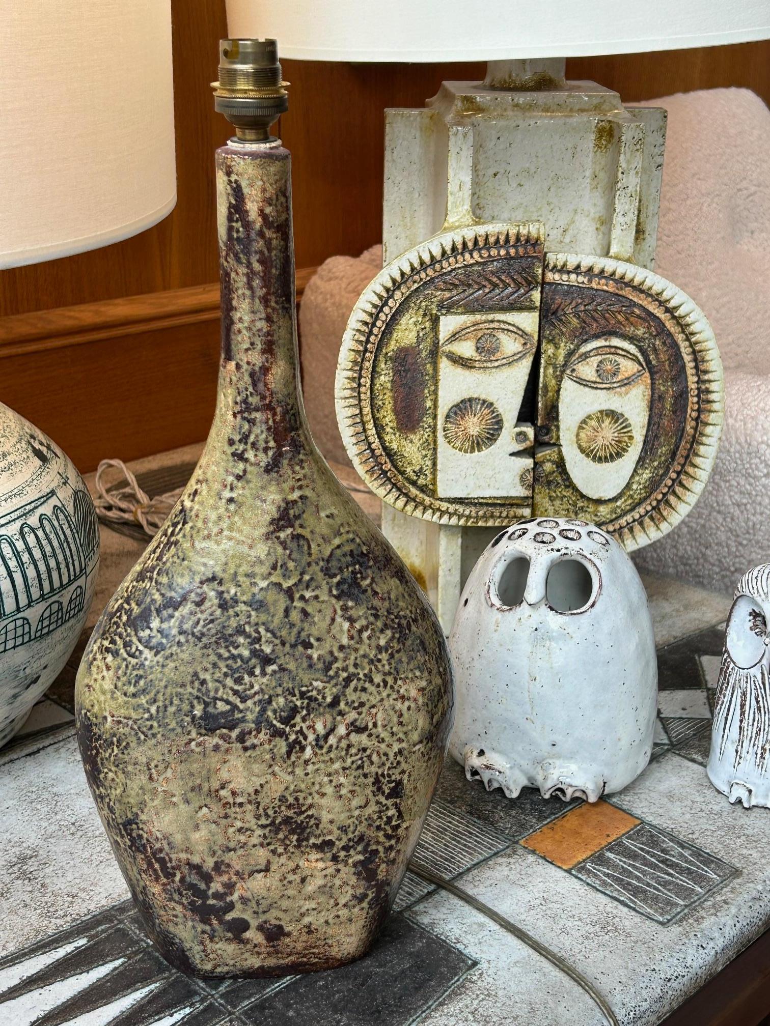 French Ceramic table lamp by Roger Capron and Jean Derval, France, 1960's For Sale