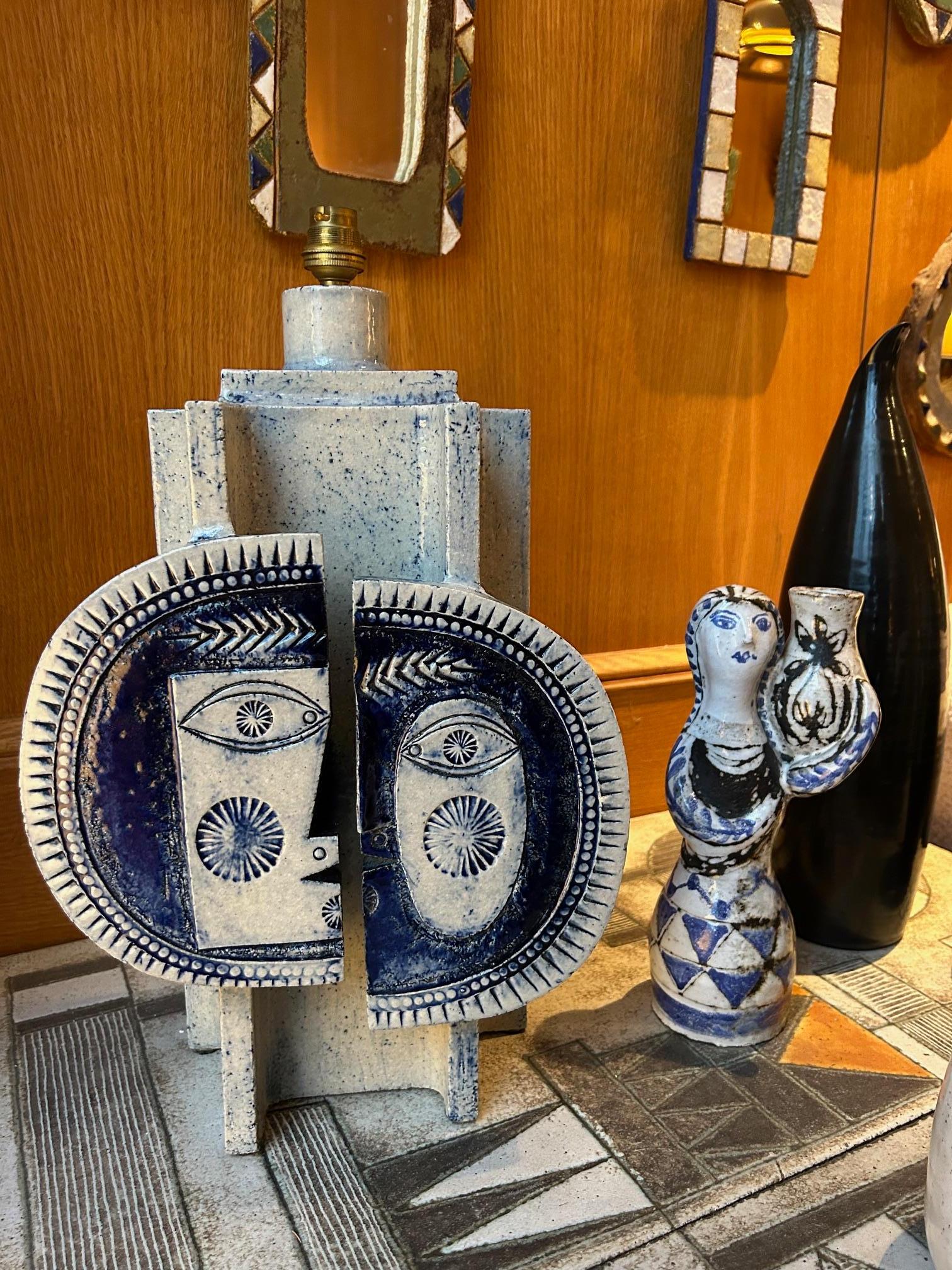 Lámpara de sobremesa de cerámica de Roger Capron y Jean Derval, Francia, años 60 Francés en venta