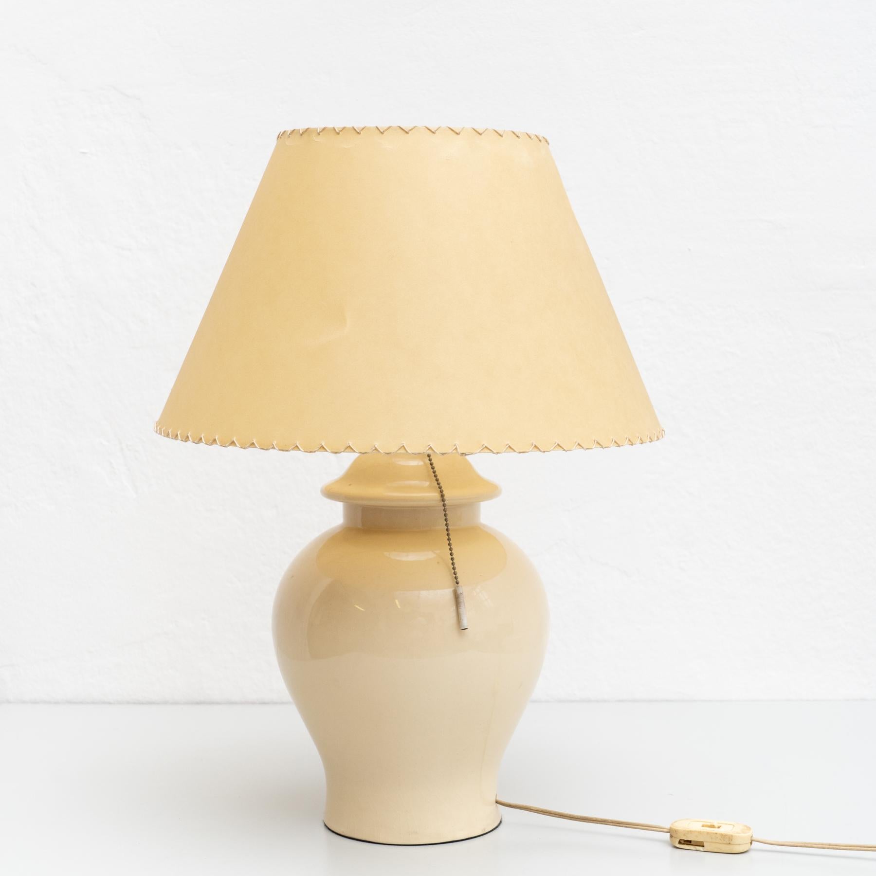 Ceramic Mid Century Modern Table Lamp, circa 1970 In Good Condition For Sale In Barcelona, Barcelona