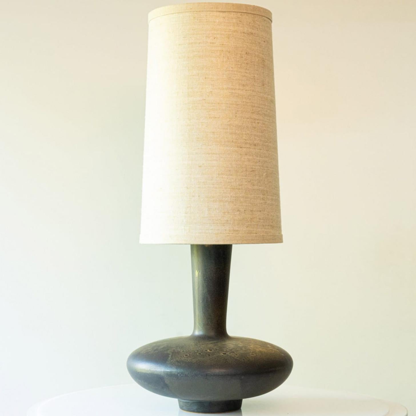 Ceramic Table Lamp Dark Brown, New Silk Lampshade by R. Houben For Sale 1
