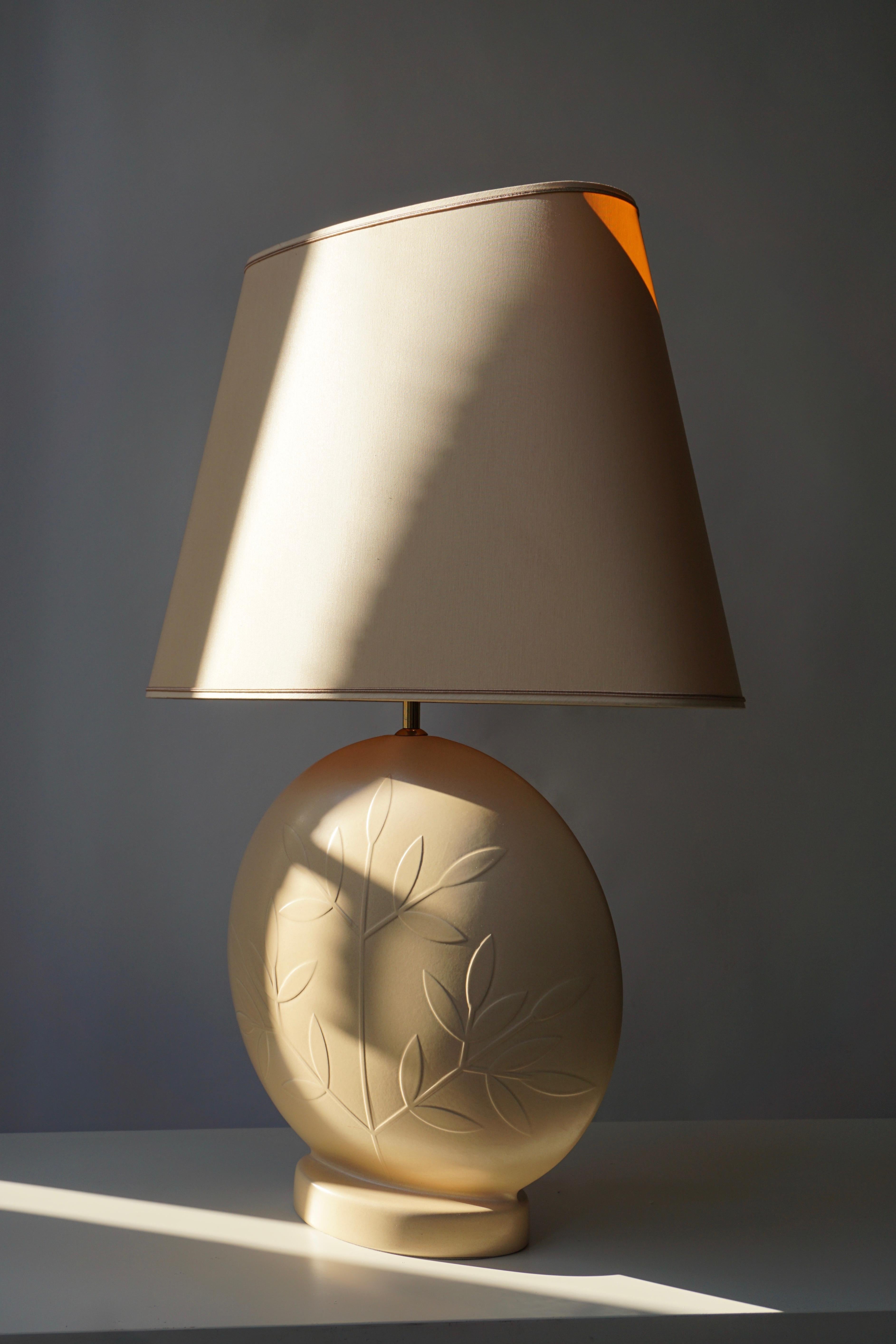 Louis Drimmer ceramic table lamp.
Made in France, 1970.  

Measures: Height 74 cm.
Width 50 cm.
Depth 17 cm.