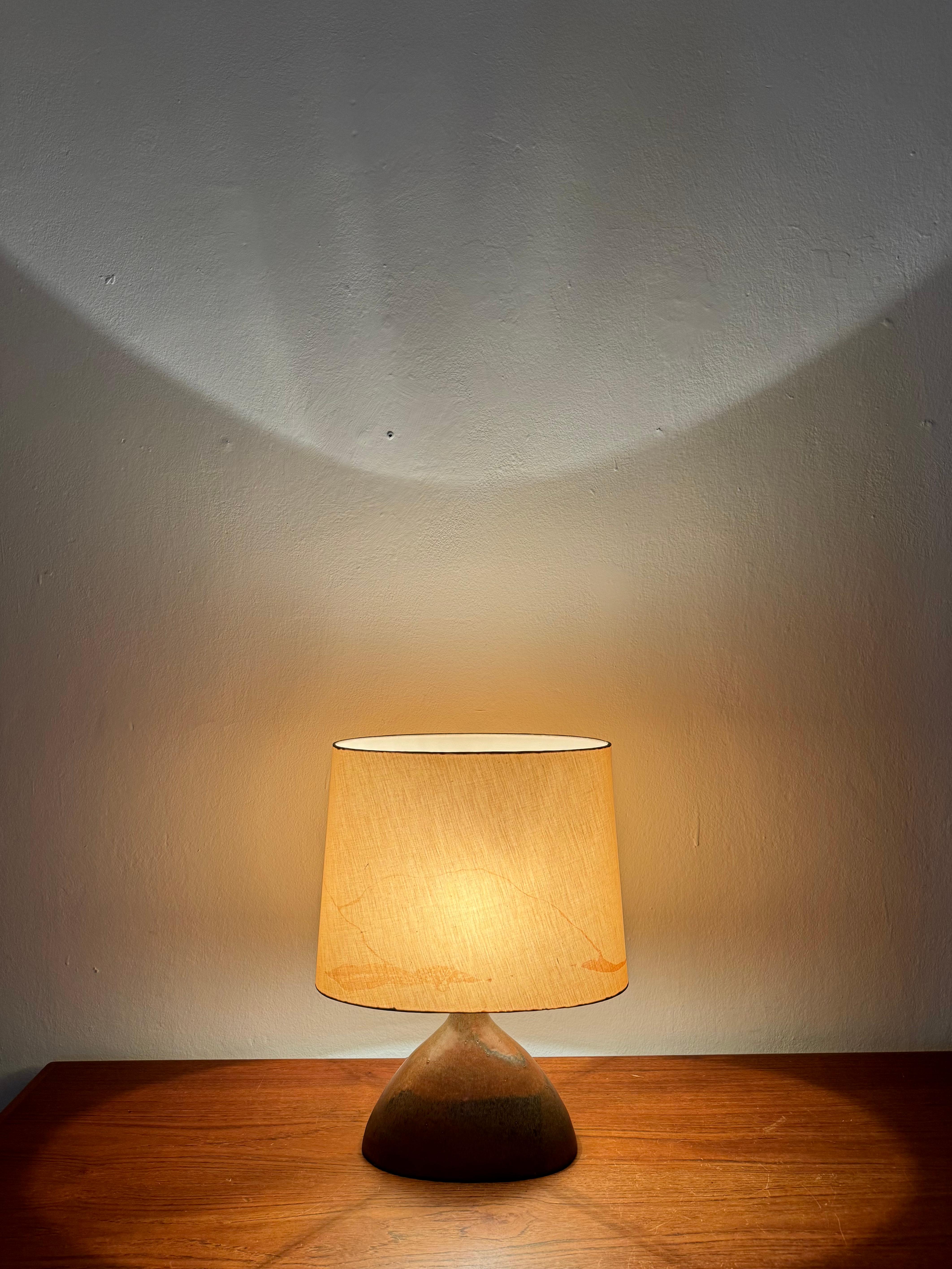 Lampe de table en céramique en vente 1
