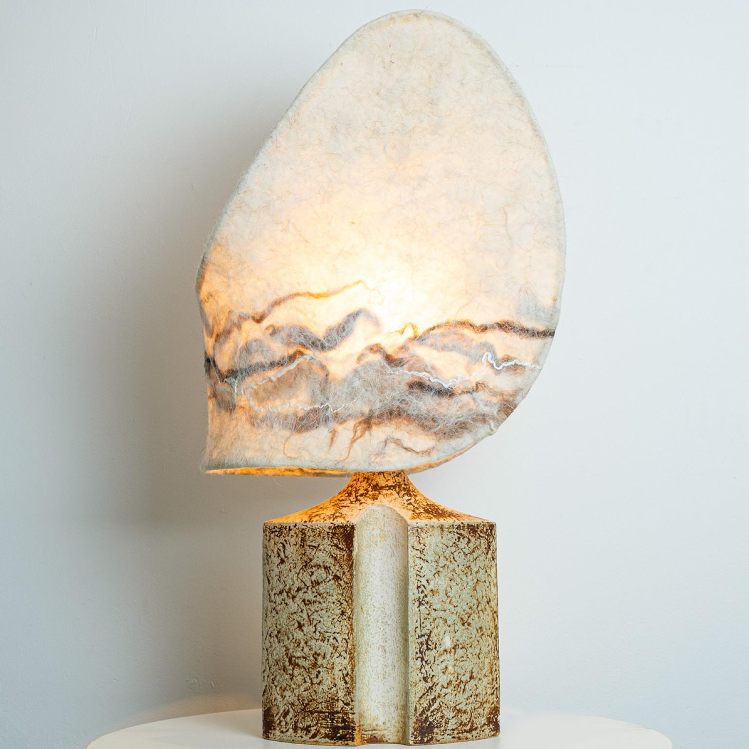 Lampe de table en céramique pour Soholm avec abat-jour unique en feutre fait à la main, Danemark 1960 en vente 7