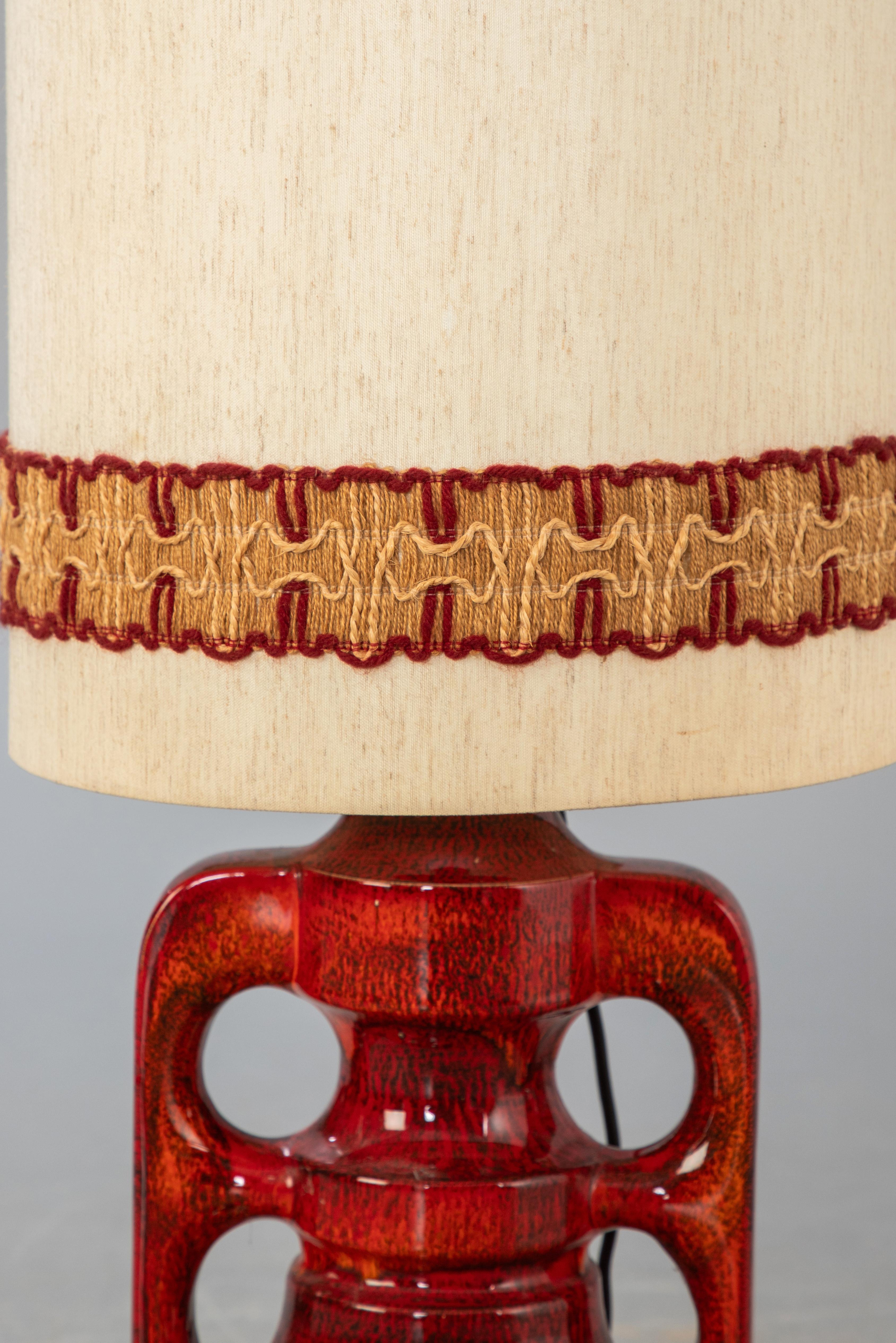 Keramik groß  Lampe glasiert in roten Tönen Anonymous Künstler Frankreich Vallauris  1960 (Moderne der Mitte des Jahrhunderts) im Angebot