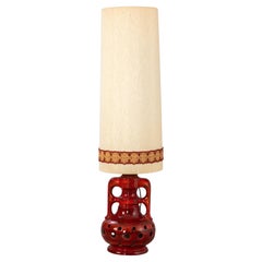 Ceramic Tall  Lampe émaillée dans les tons rouges Anonymous Artist France Vallauris  1960
