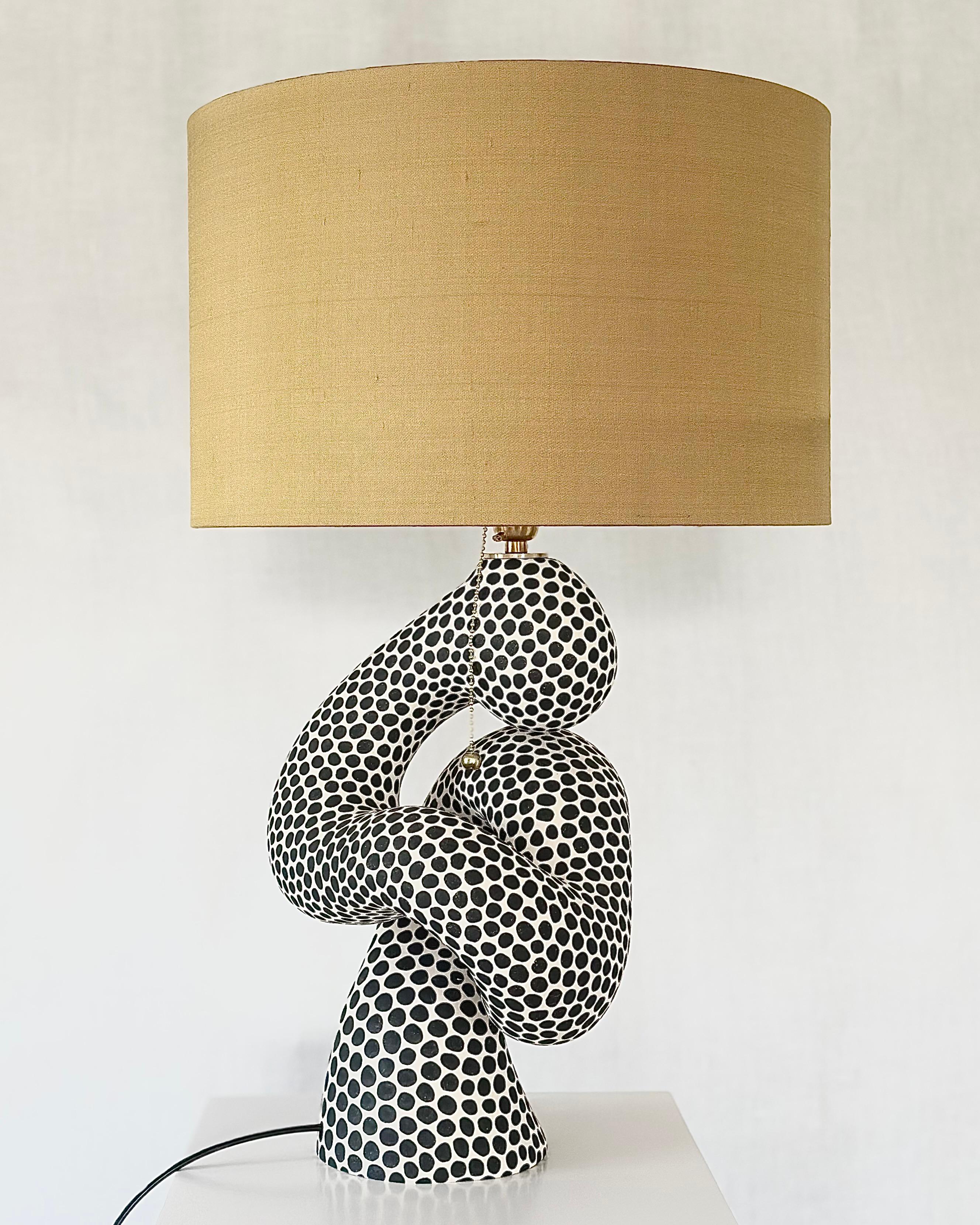Lampada da tavolo in ceramica dell'artista Jossolini In condizioni Nuovo in vendita a Oslo, NO