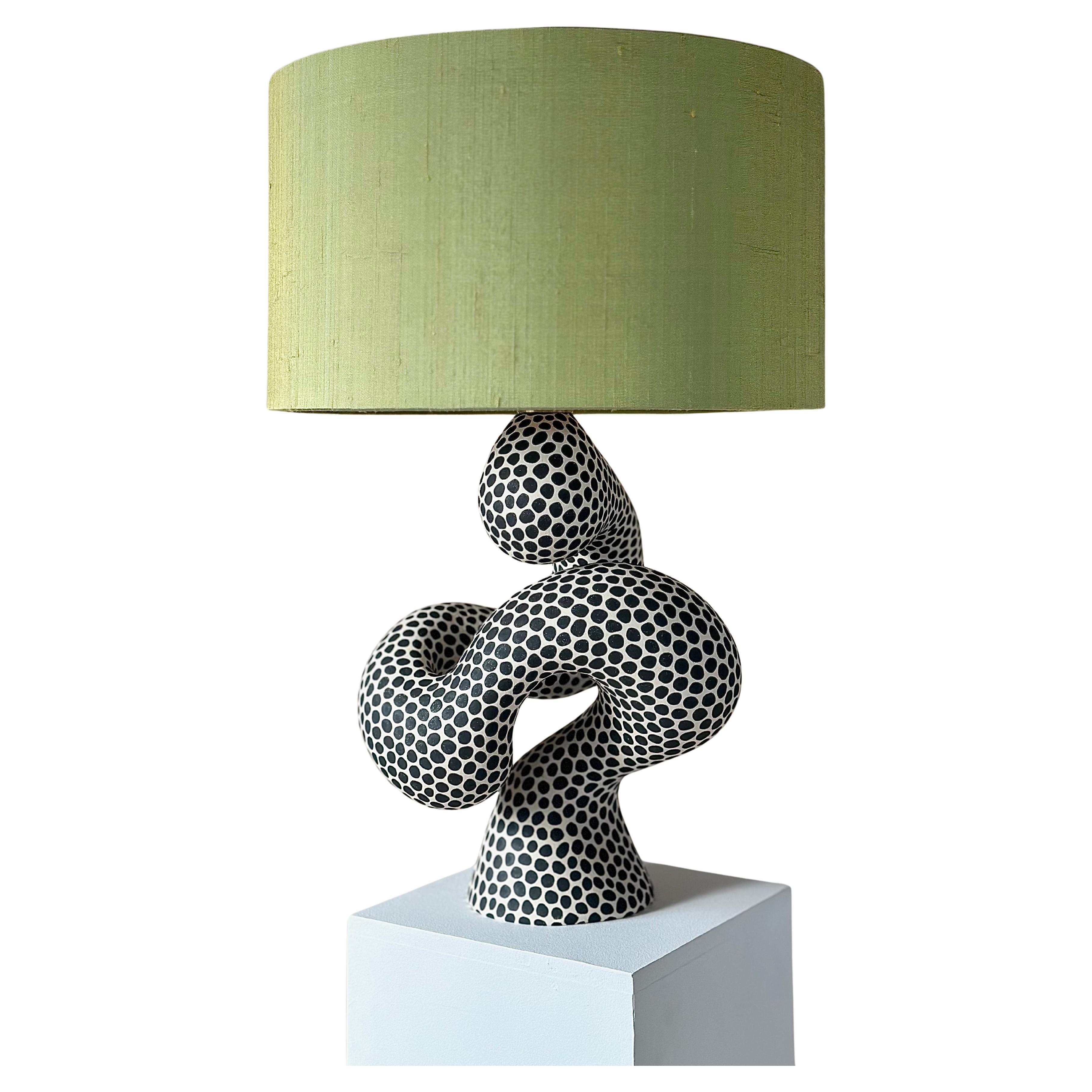 Lampada da tavolo in ceramica dell'artista Jossolini