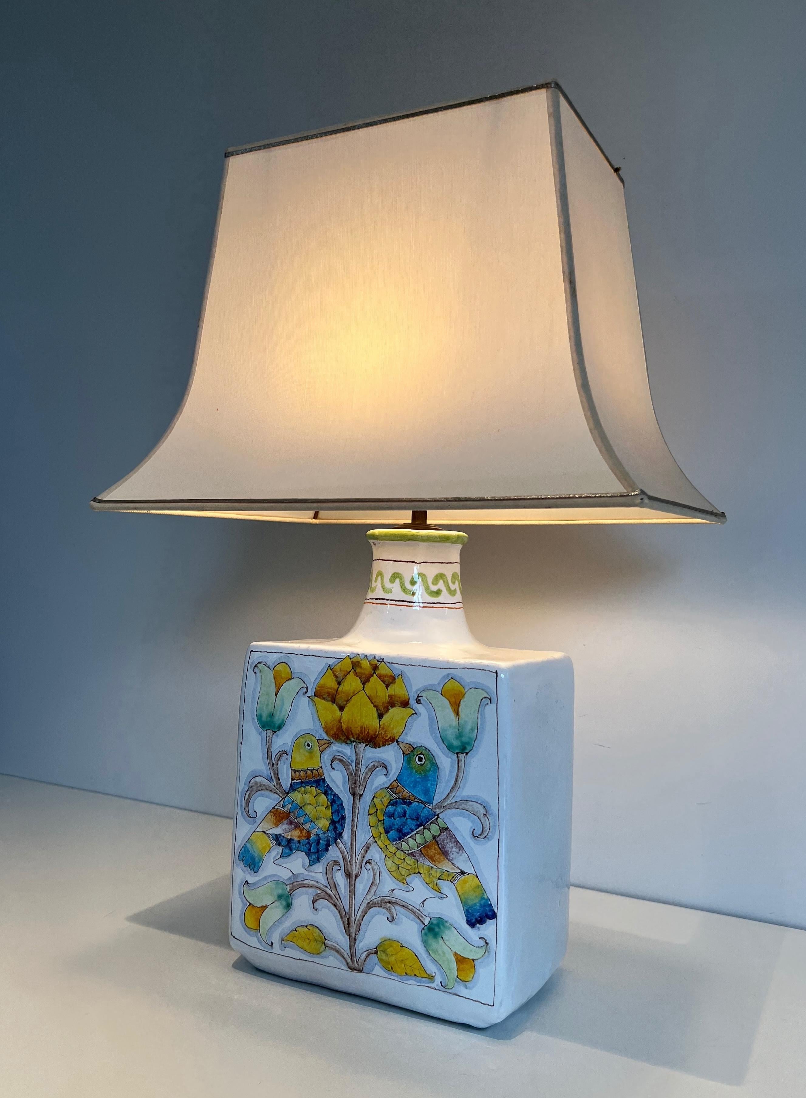 French Ceramic Table Lamp with Birds and Flowers Decors For Sale
