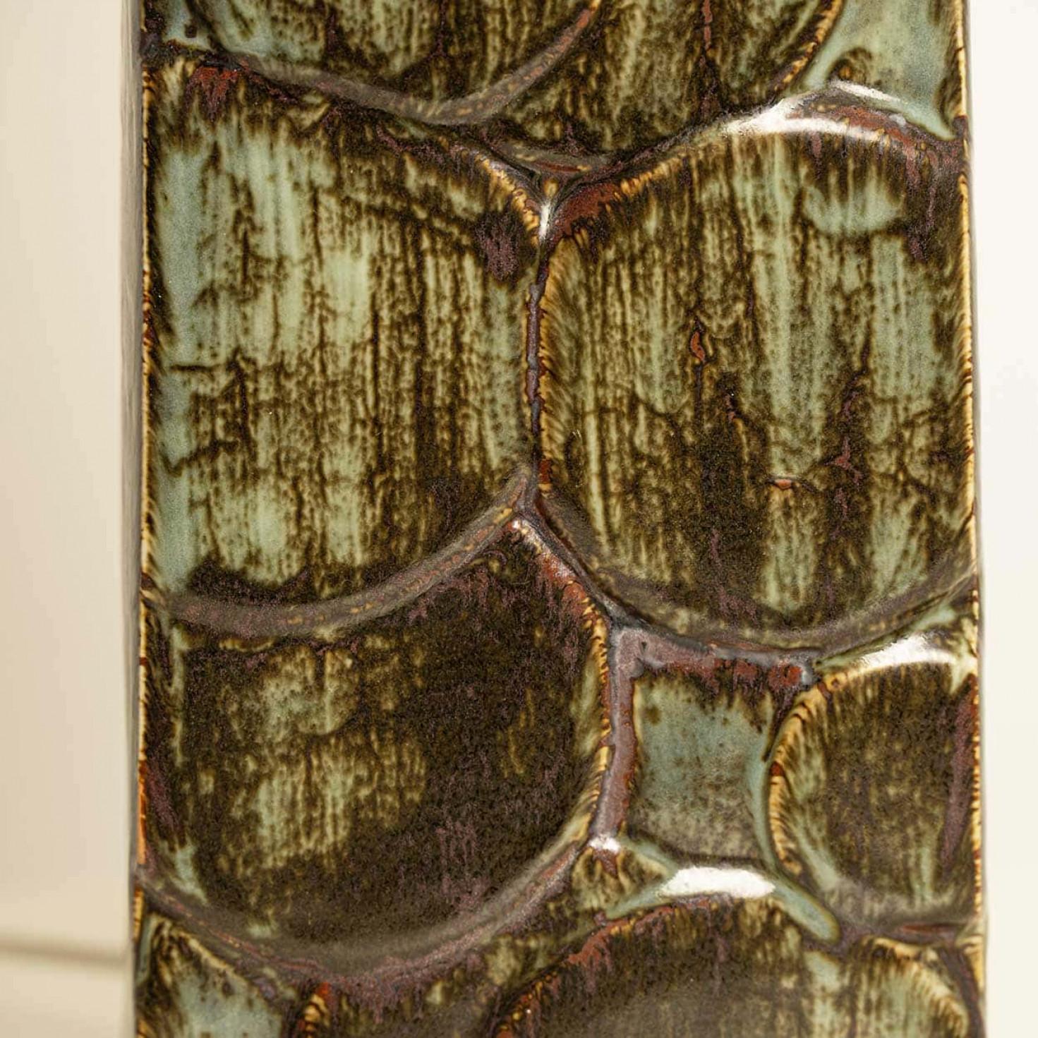 Mid-Century Modern Ceramic Table Lamp with Custom Made Silk Lampshade René Houben, Denmark 1970s For Sale