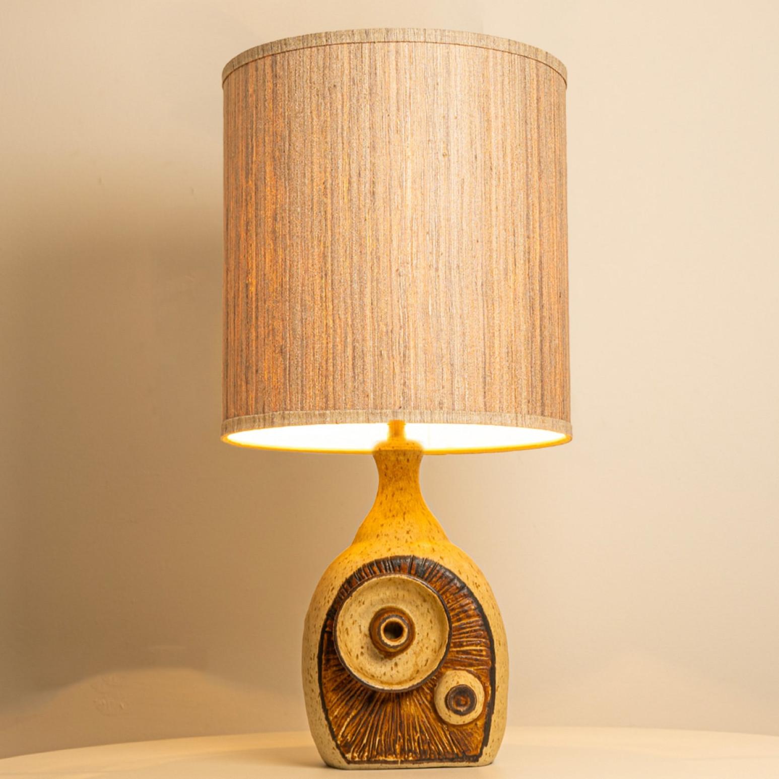 Brutalist Ceramic Table Lamp with Custom Silk Lampshade by Rene Houben For Sale