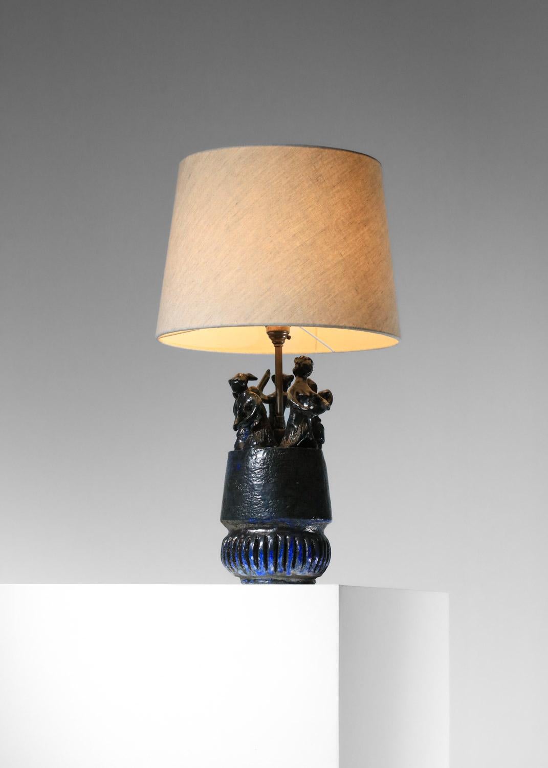 Fait main Lampe de table en céramique avec design de danseuse signée 60's pièces uniques françaises en vente