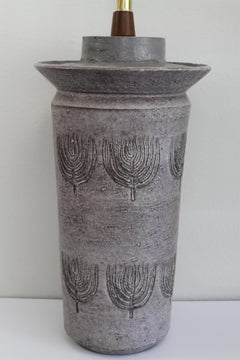 Ceramic Table Lamp with Flower Pattern